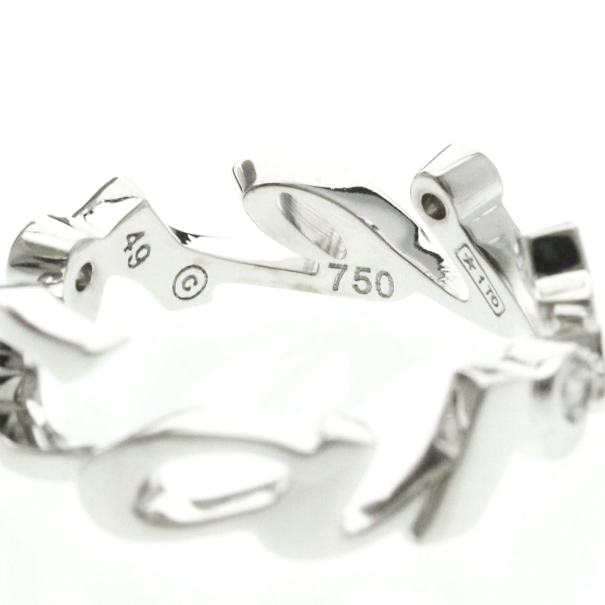 Cartier Signature · Diamond · 18K White Gold