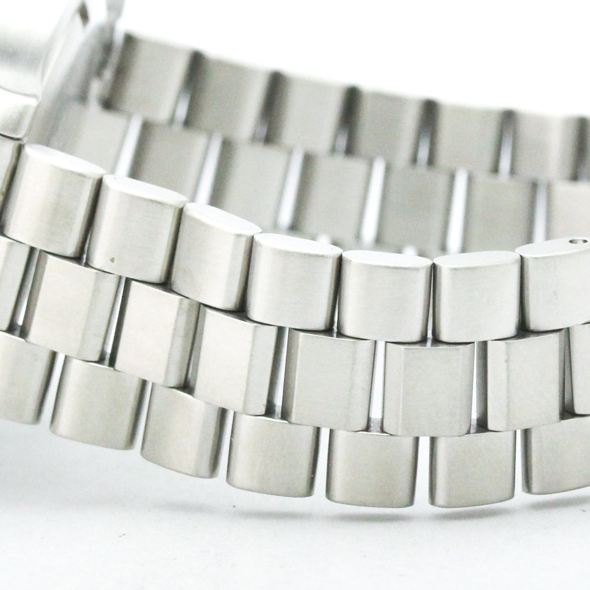 Tag Heuer Professional 2000 · Steel · Quartz