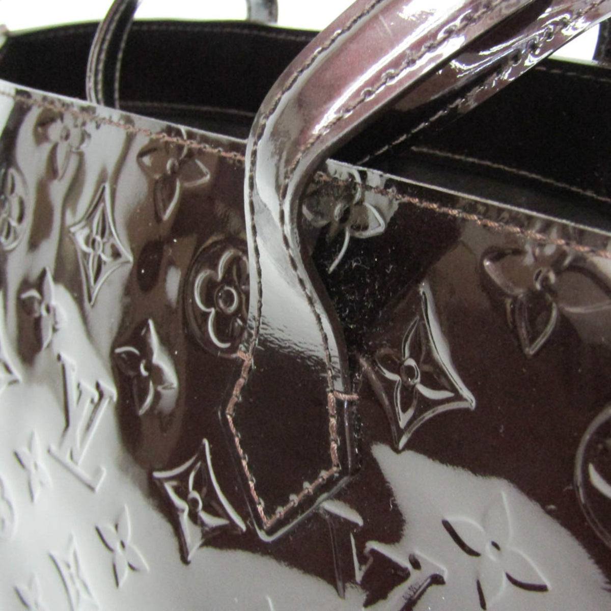Louis Vuitton Wilshire PM · Vernis Amarante
