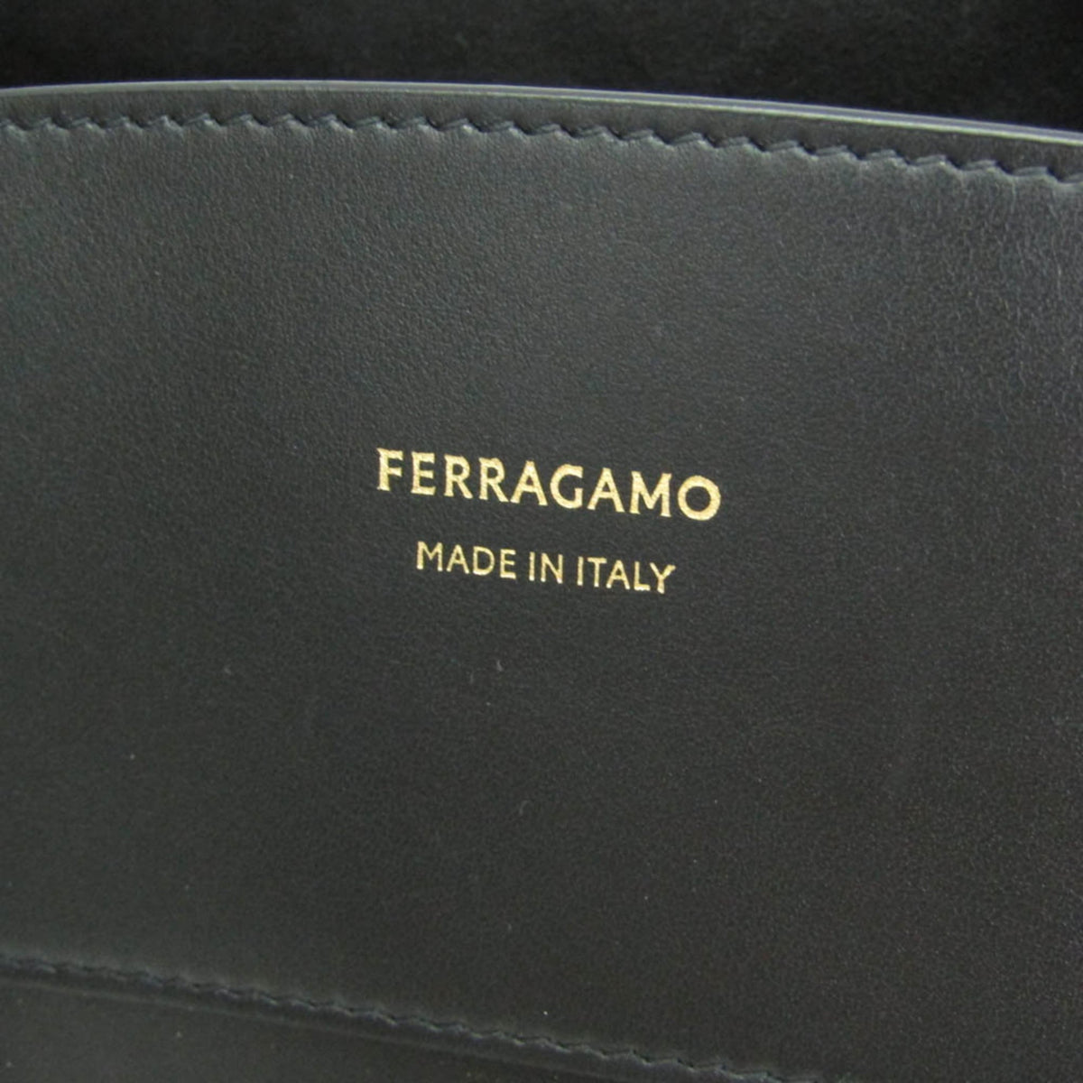 Salvatore Ferragamo Charming Tote · Leather