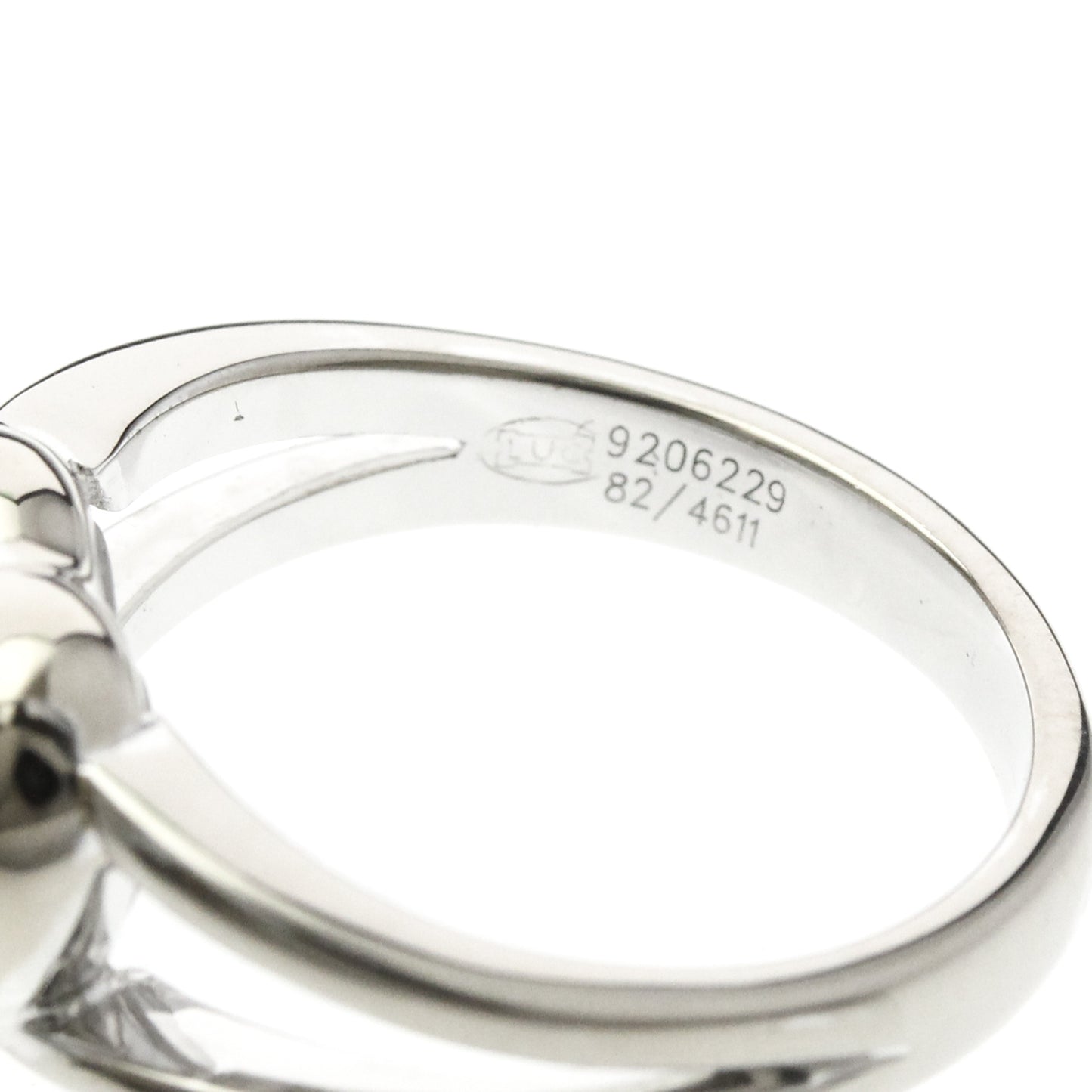 Chopard Happy Diamonds · 18K White Gold