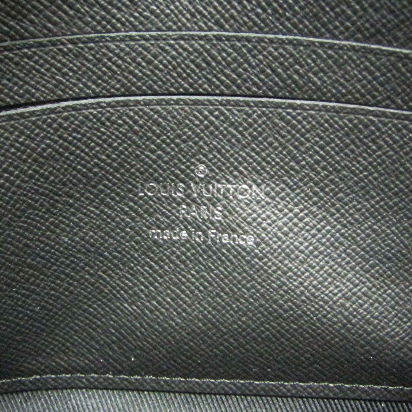 Louis Vuitton Pochette Discovery PM · Eclipse