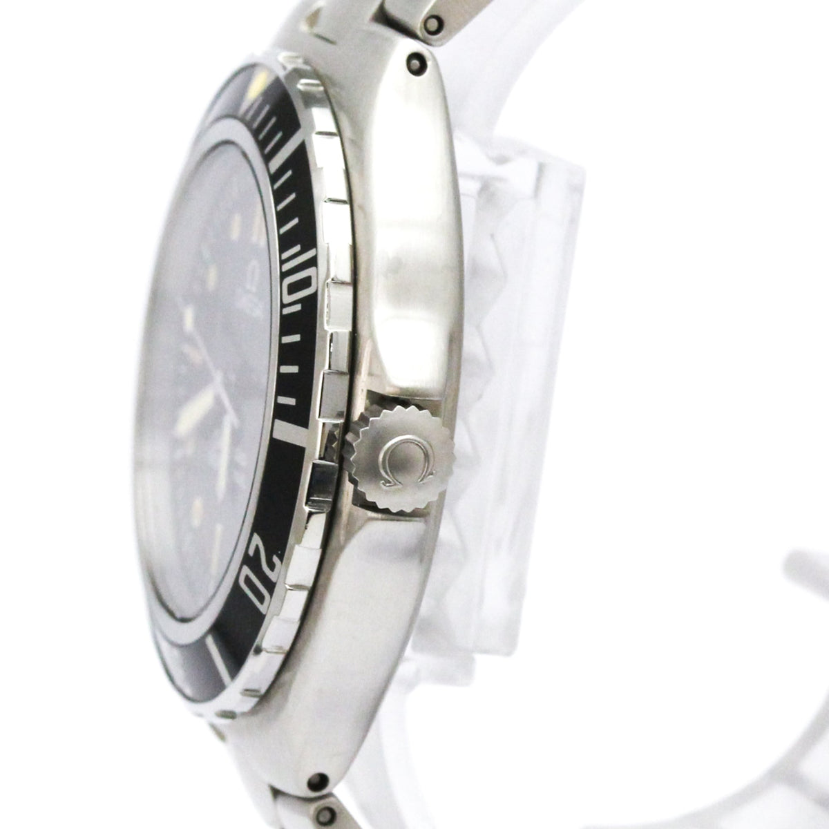 Omega Seamaster Professional 200M · Steel