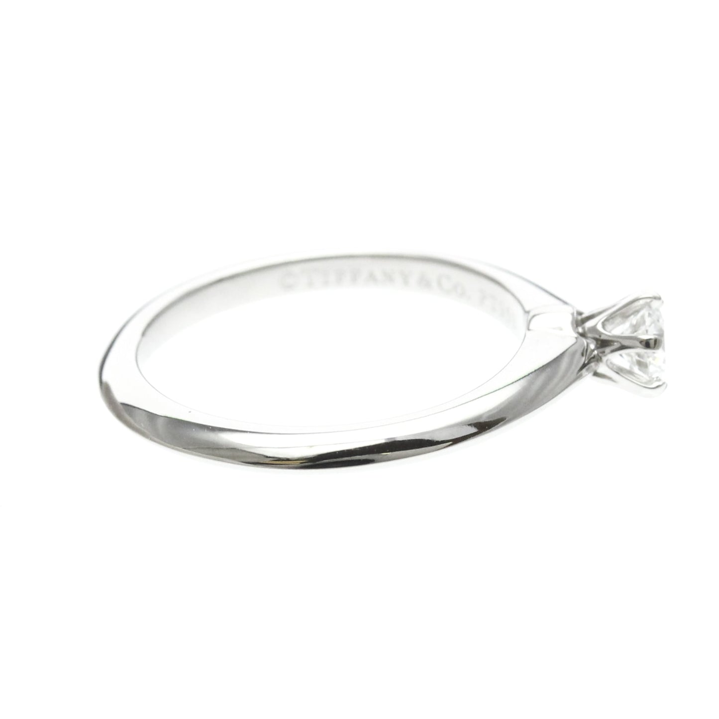 Tiffany Solitaire · Platinum · Diamond