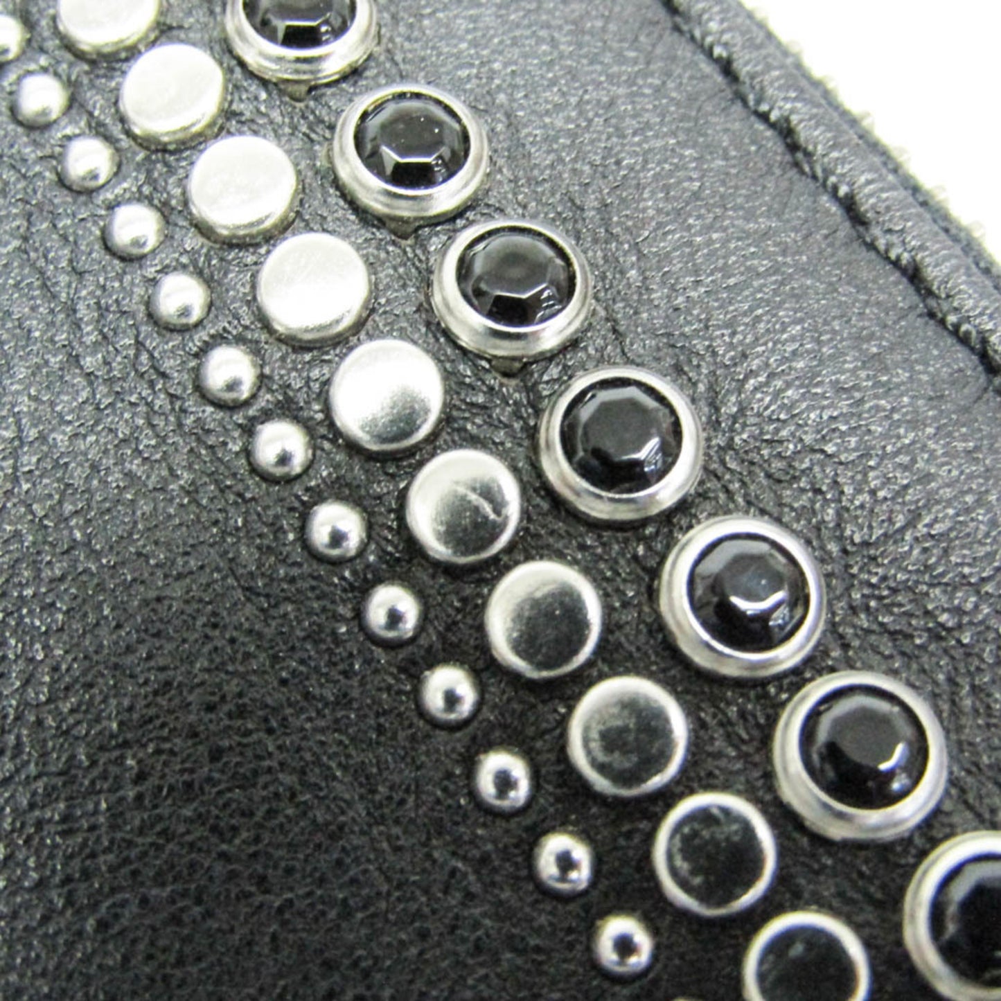 Valentino Garavani Rockstud · Leather Clutch