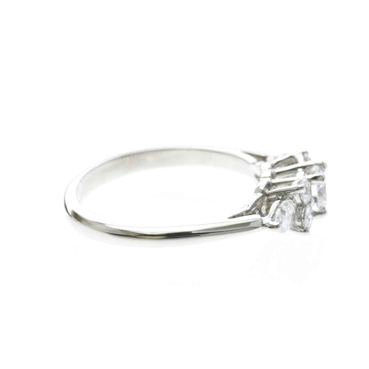Tiffany Seven-Stone Diamond · Platinum