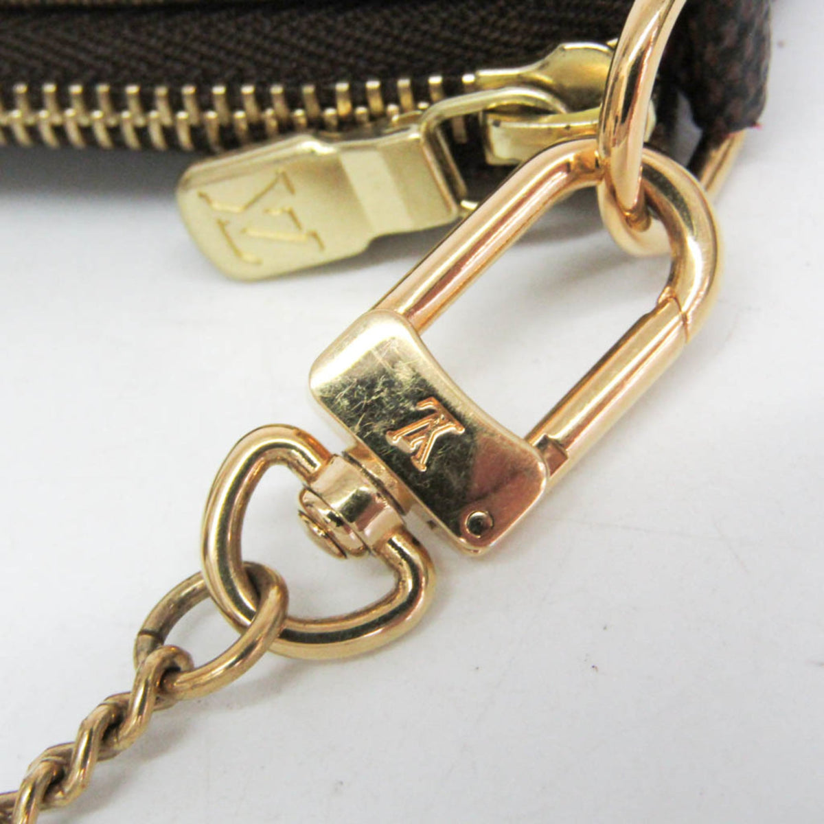 Louis Vuitton Damier · Mini Pochette