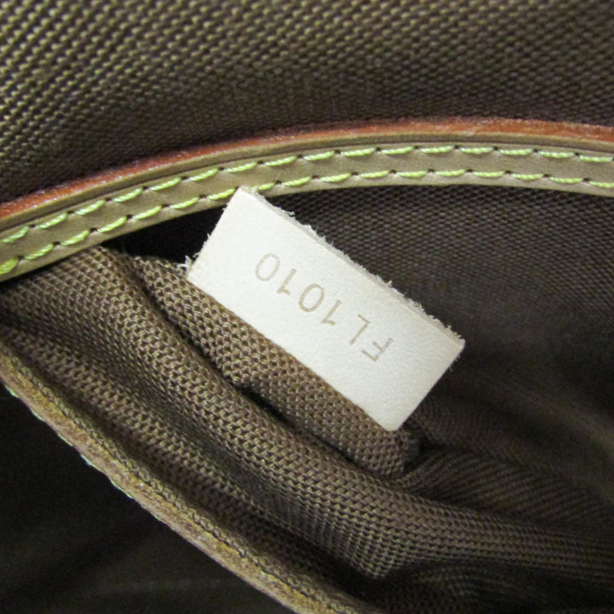 Louis Vuitton Alma · Monogram