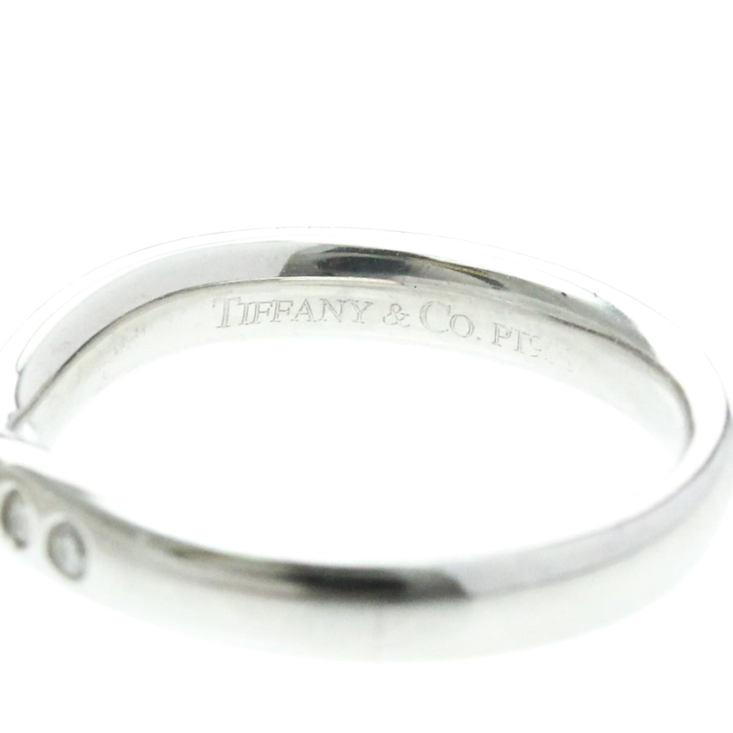 Tiffany Curved Band · Platinum · Diamond