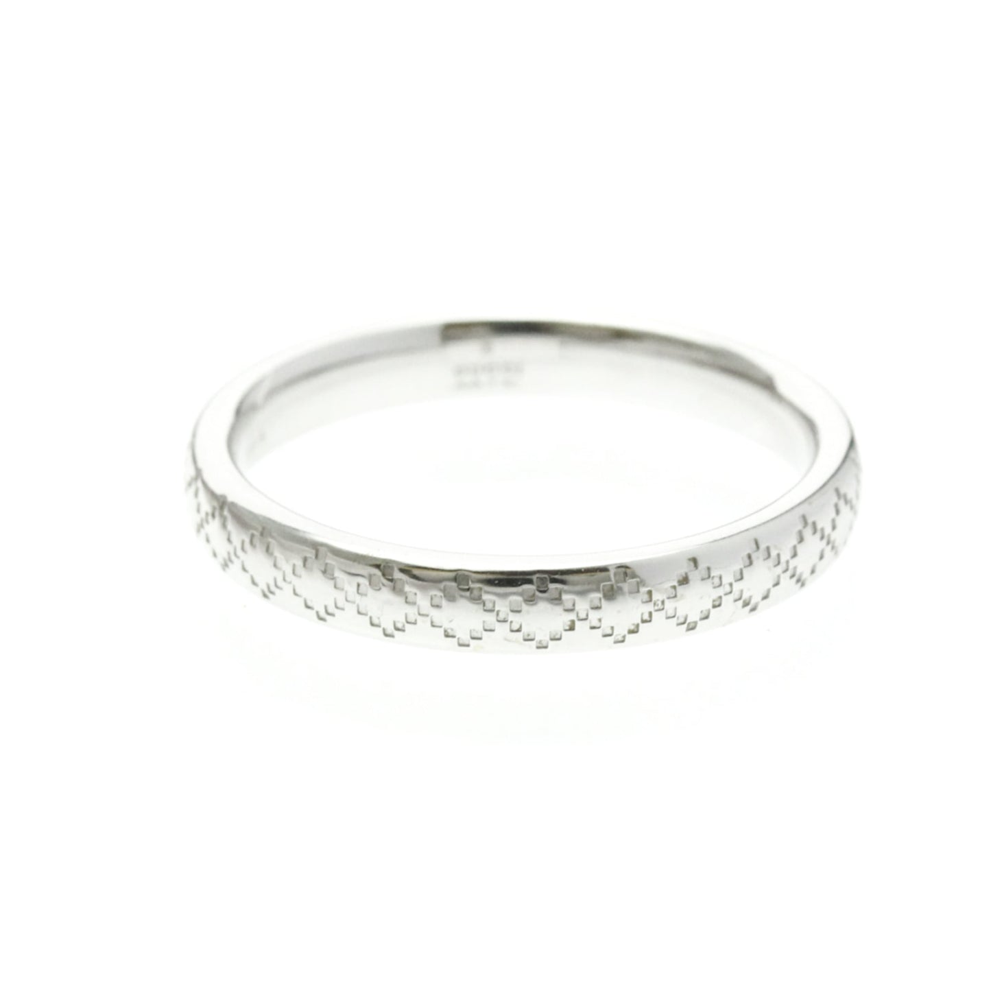 Gucci Diamantissima · 18K White Gold