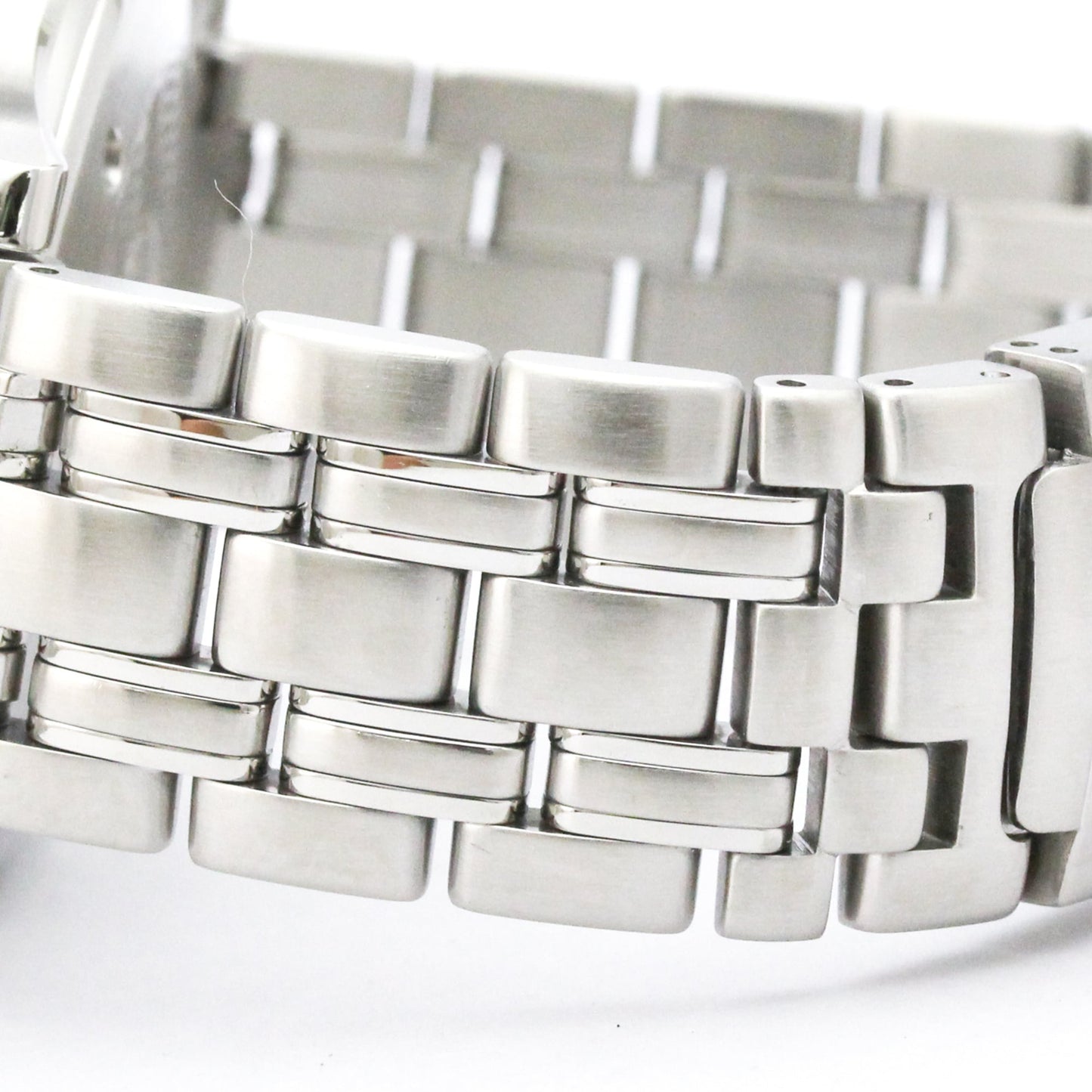 Omega Seamaster Professional 300M · Automatic