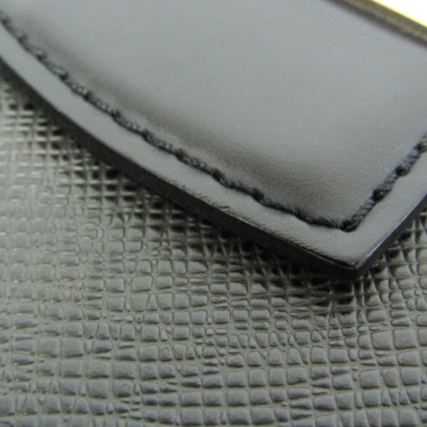 Louis Vuitton Taiga Moscow · Briefcase