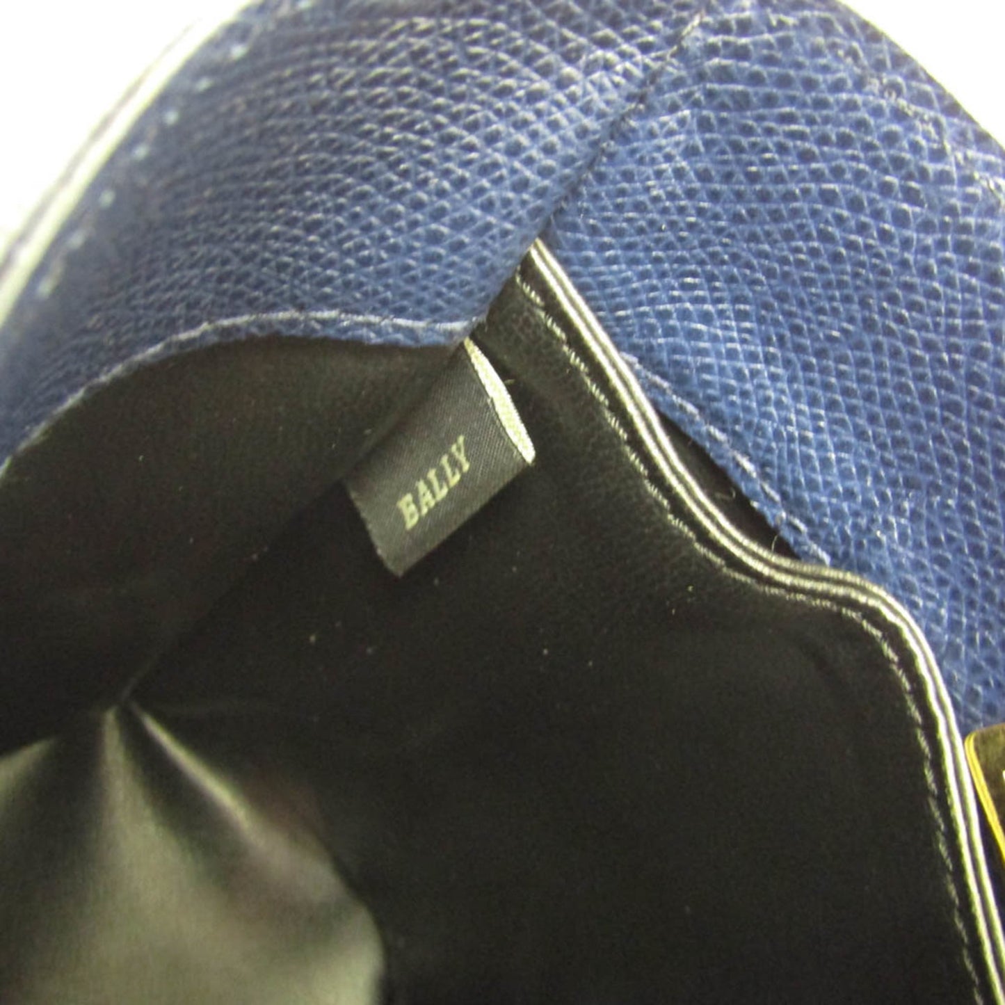 Bally Basket · Leather Handbag
