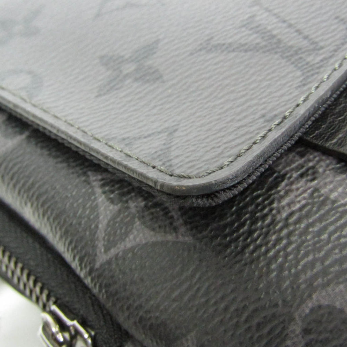 Louis Vuitton Monogram Eclipse Reverse Pouch