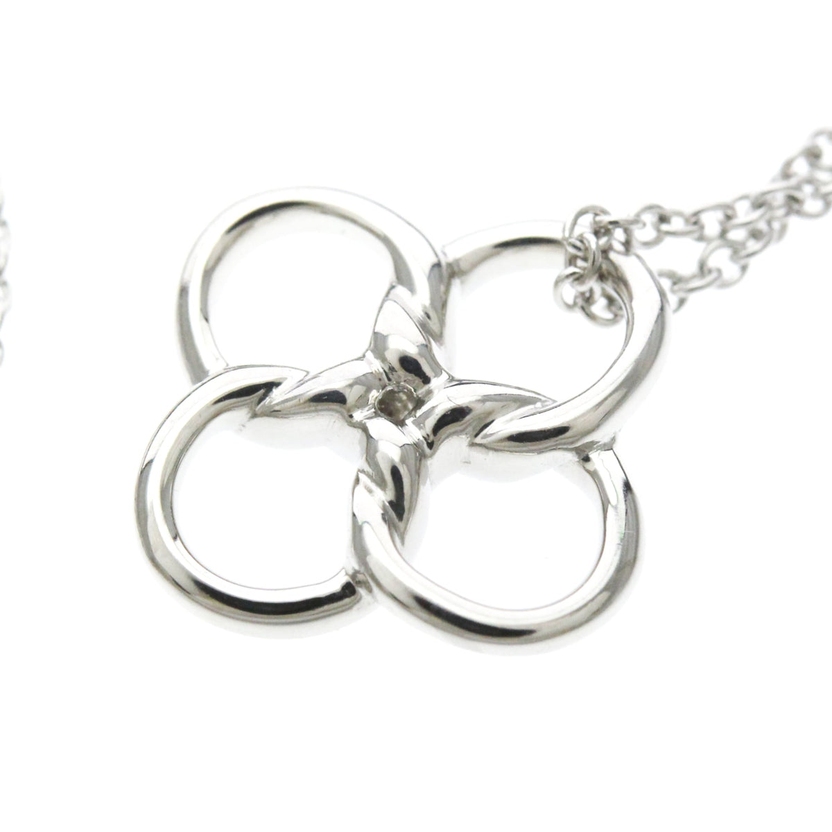 Tiffany Quadrofolio · Platinum Pendant