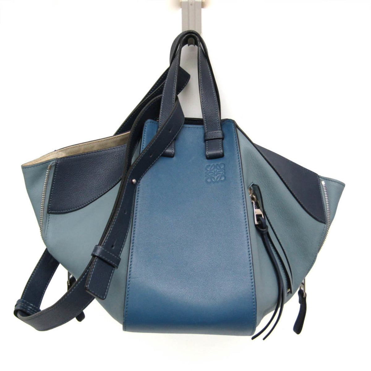 Loewe Hammock Small · Leather