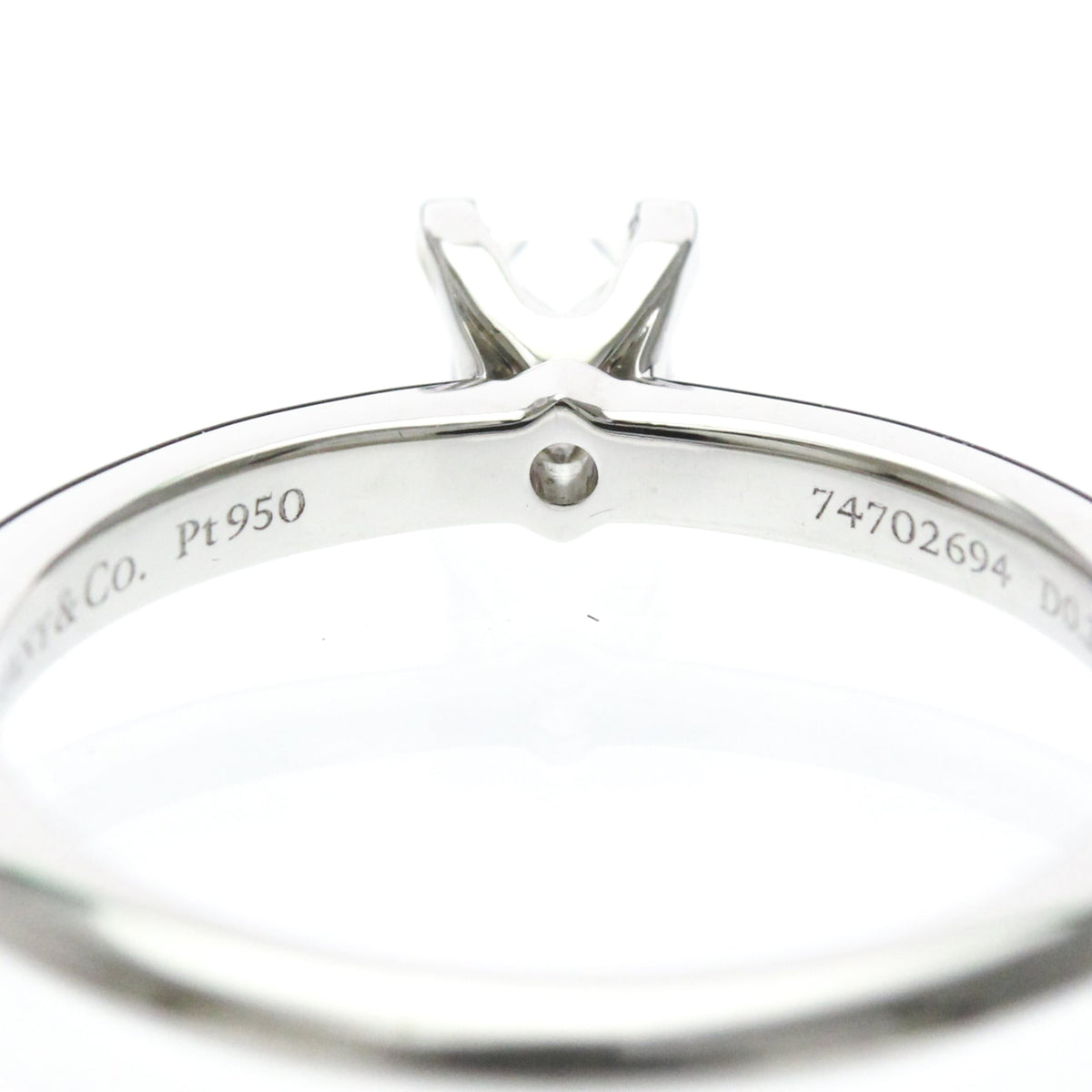 Tiffany Solitaire · Platinum · Diamond
