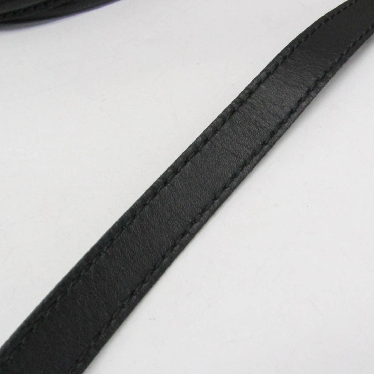 Gucci Sukey · Diamante Canvas