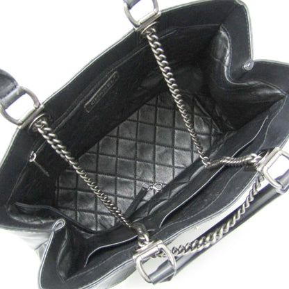 Chanel Diamond Stitch · Chain Shoulder