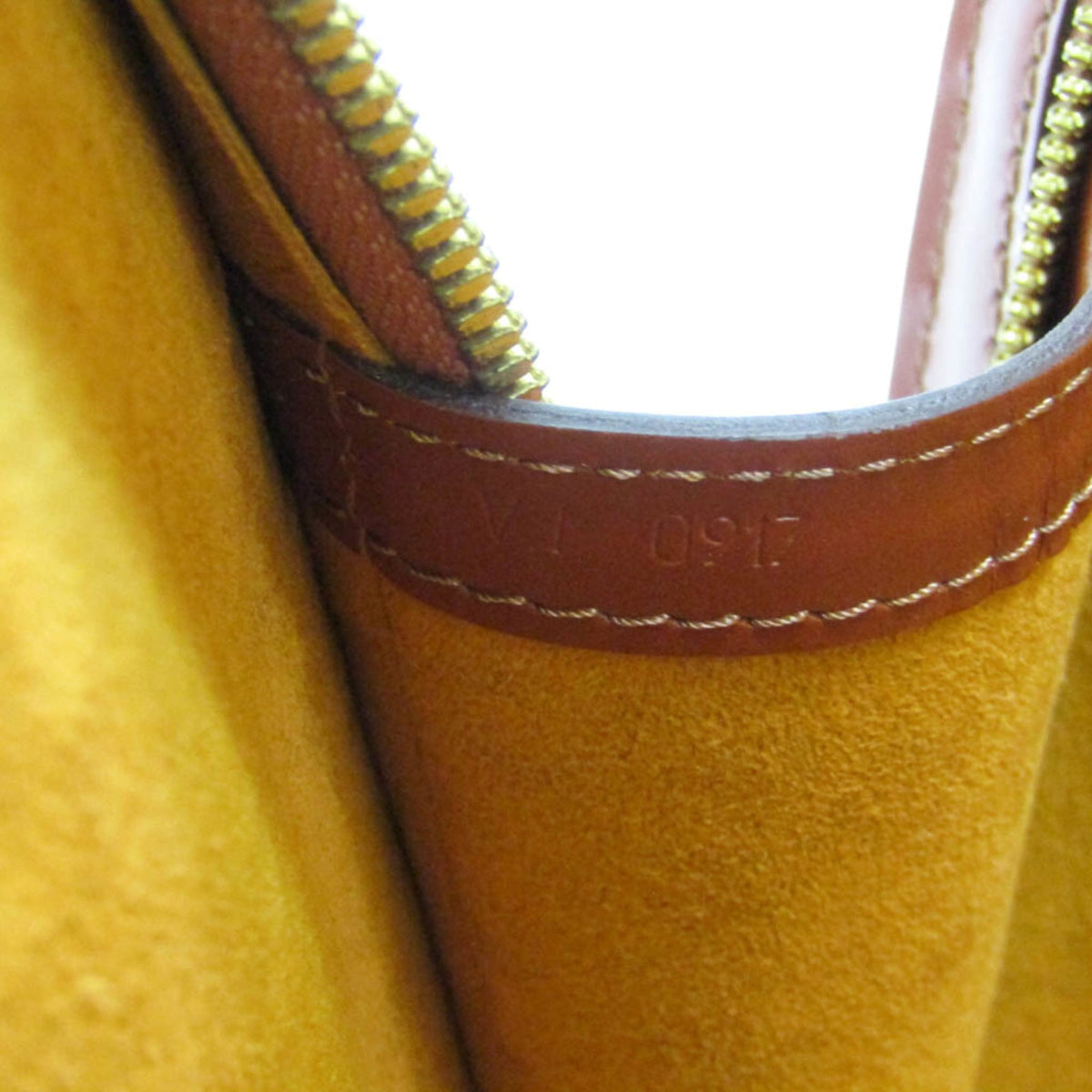 Louis Vuitton Lussac · Epi Leather