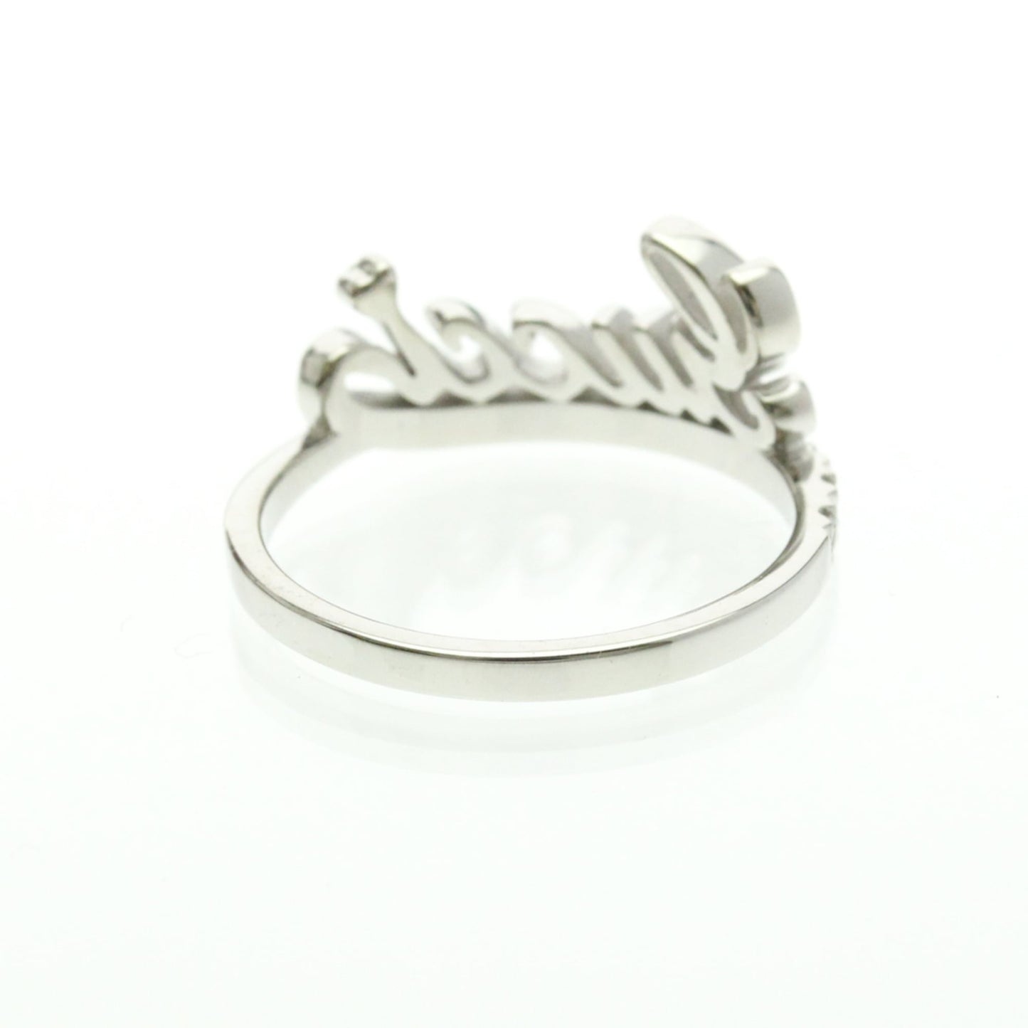 Gucci Logo Signature · 18K White Gold · Diamond