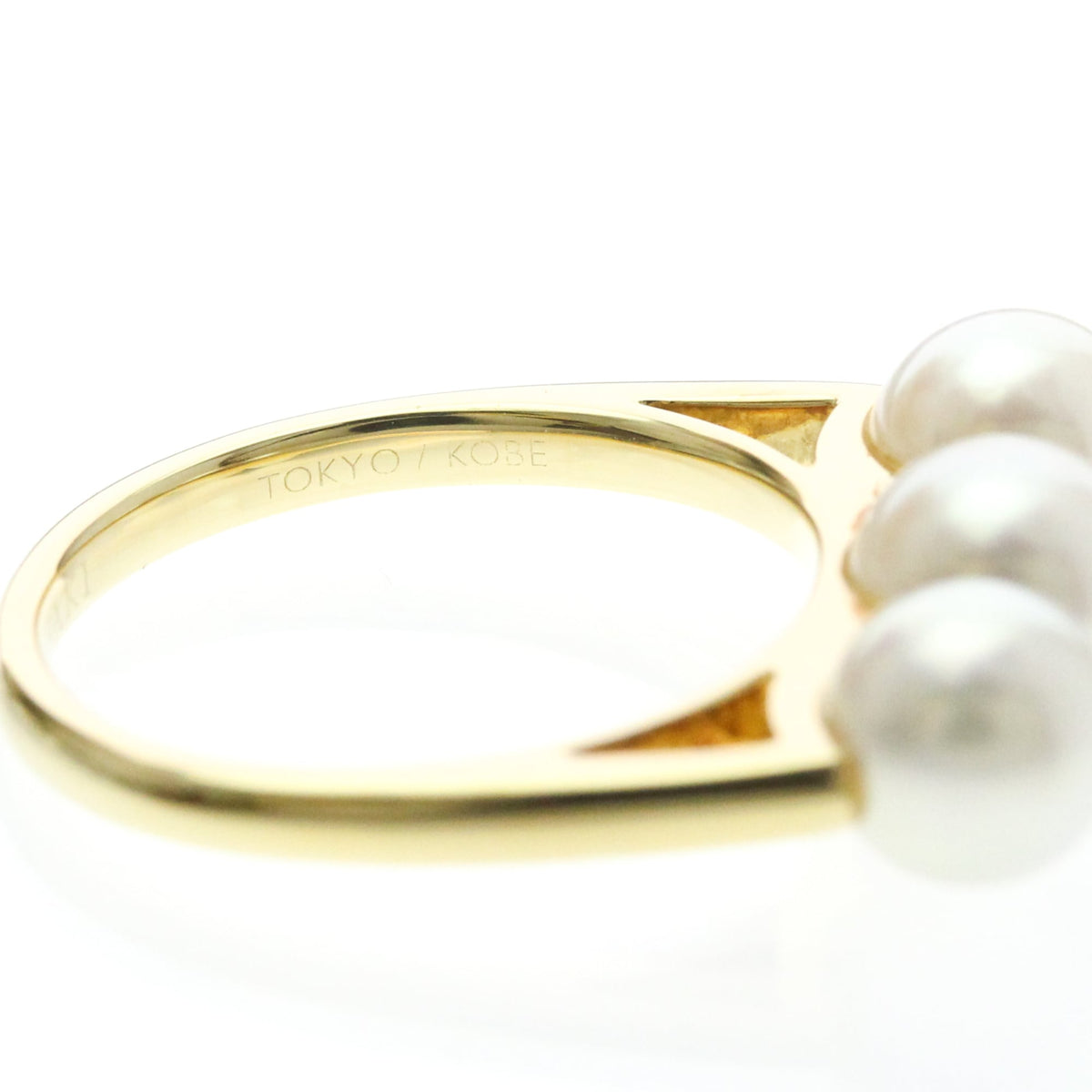 Tasaki Balance Era · 18K Yellow Gold · Pearl