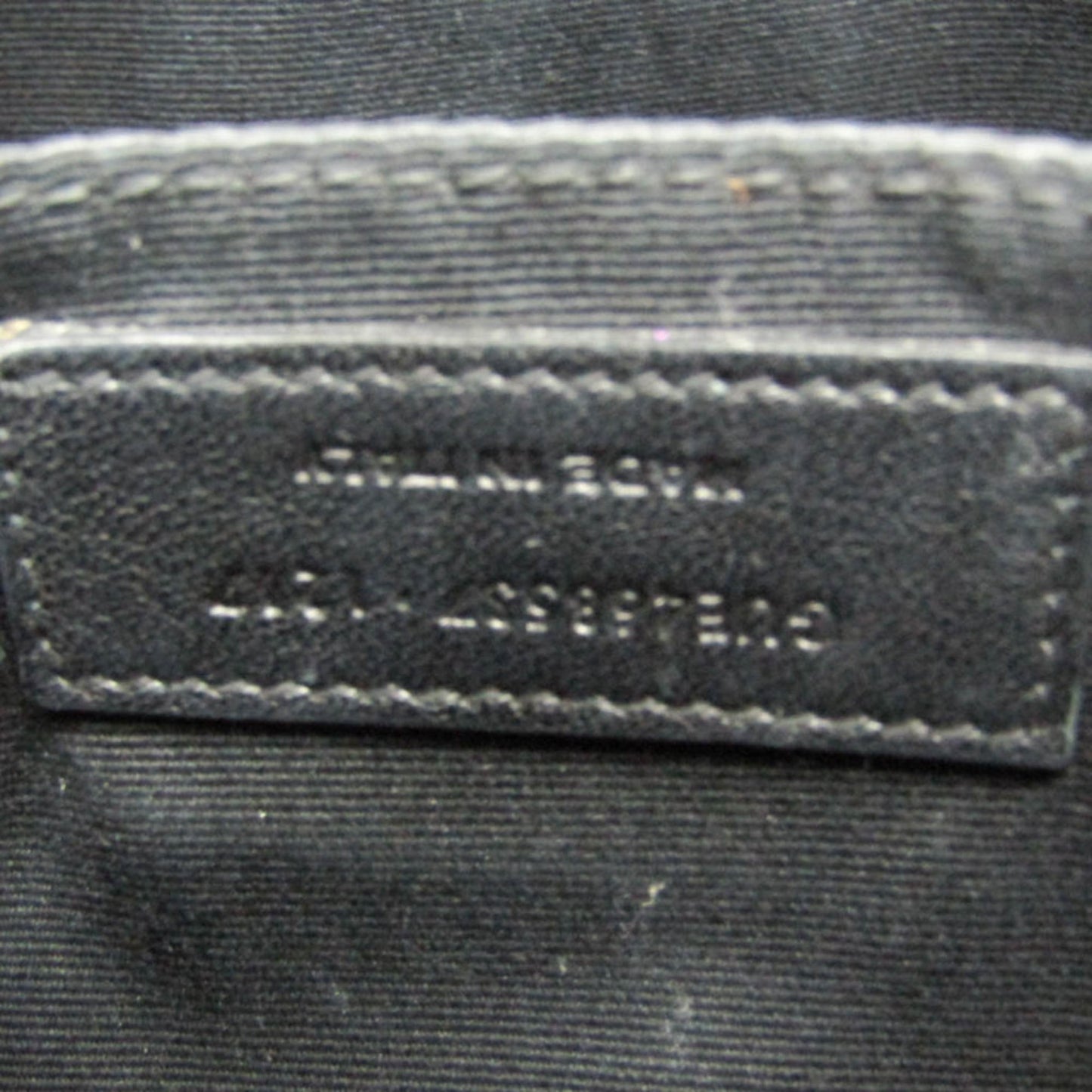 Saint Laurent Lou · V-Stitch Calfskin