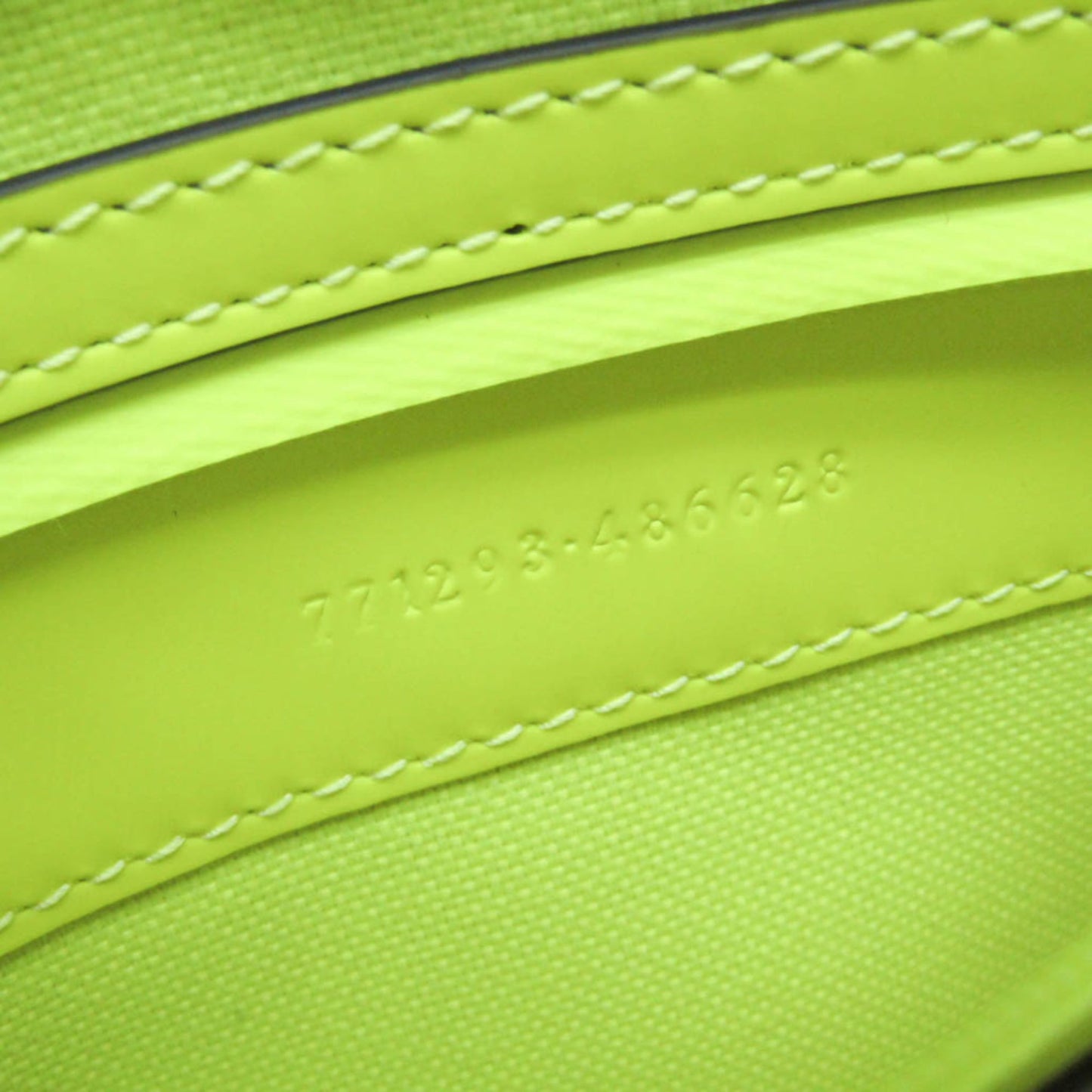 Gucci GG Rubber Effect · Neon Clutch