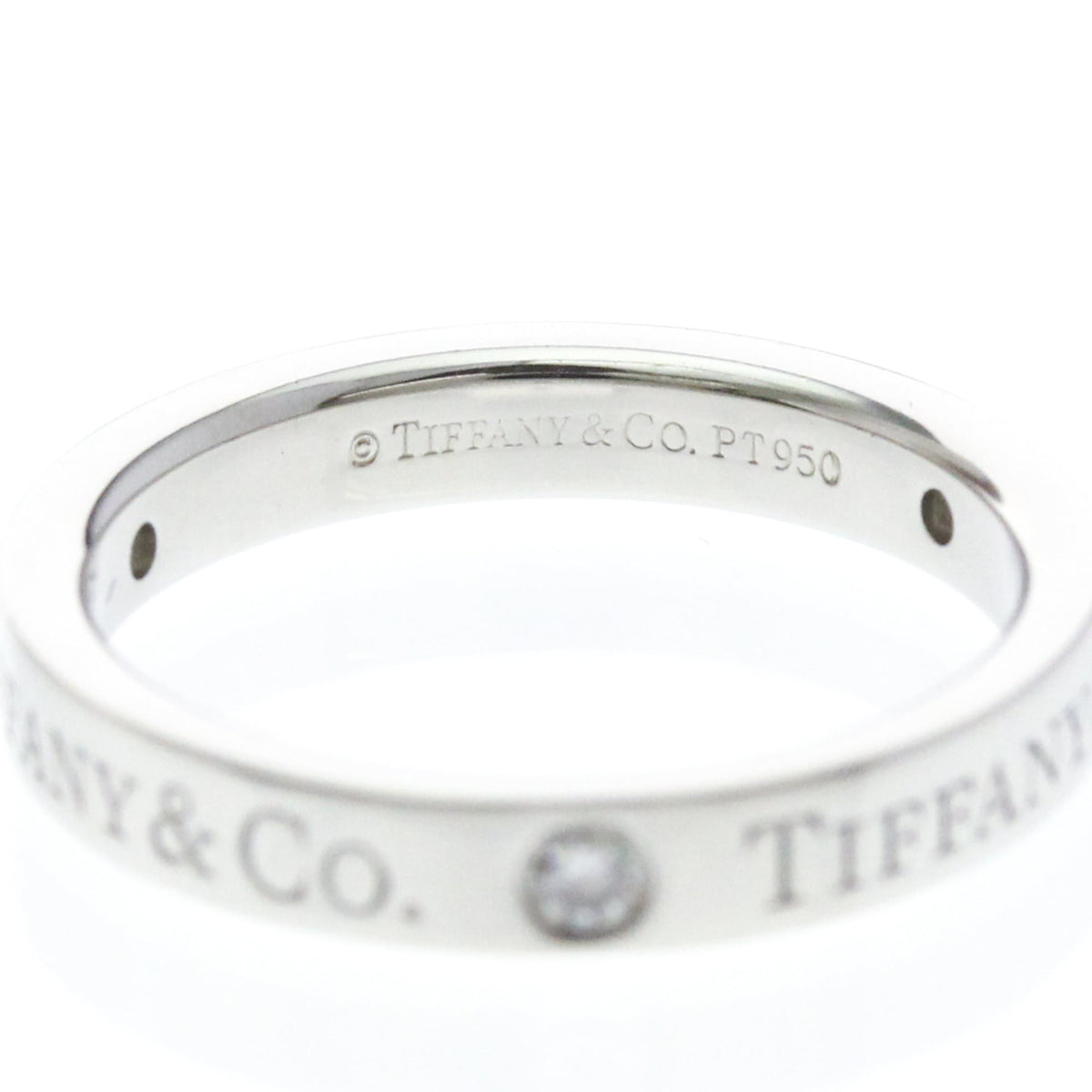 Tiffany Flat Band · Three Diamonds · Platinum