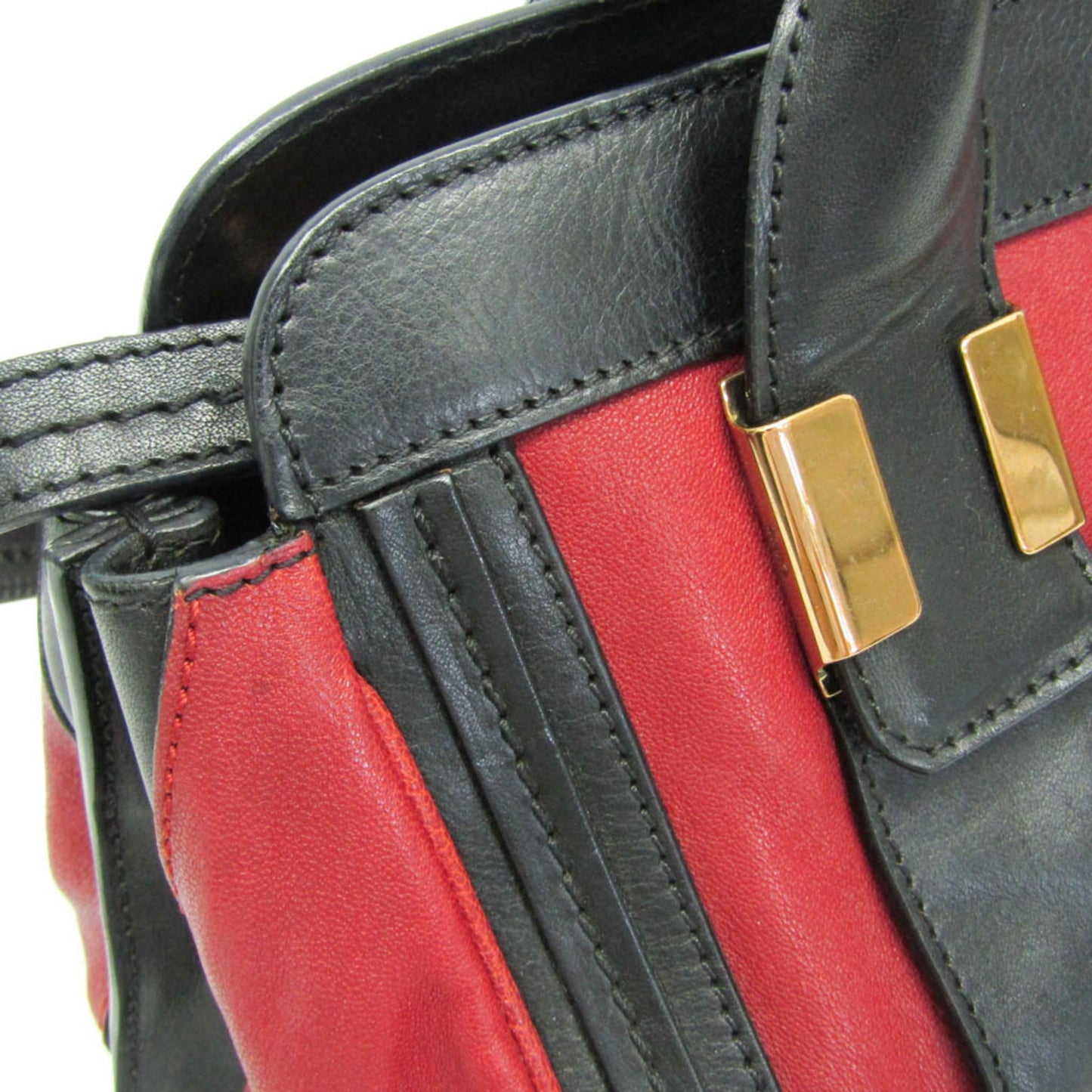 Chloé Alice · Leather