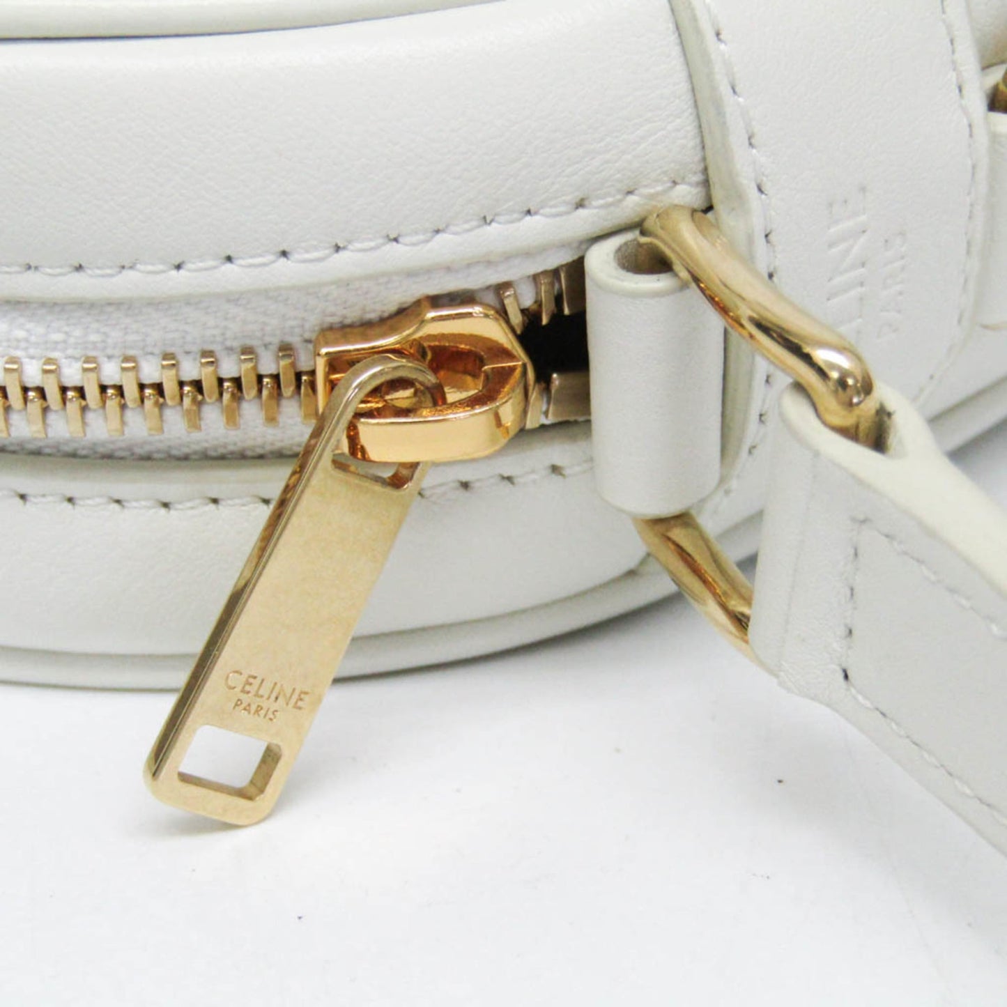 Celine C Charm Medium Camera · Calfskin