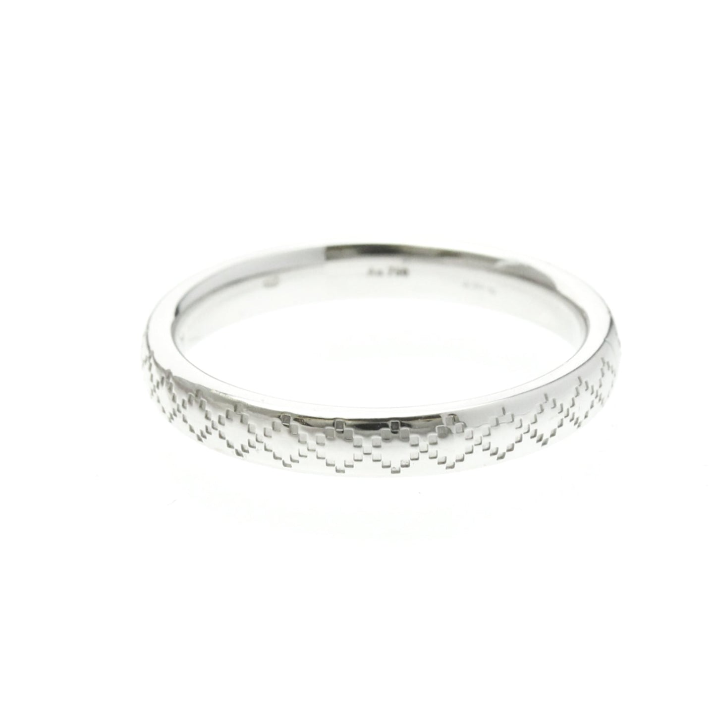 Gucci Diamantissima · 18K White Gold