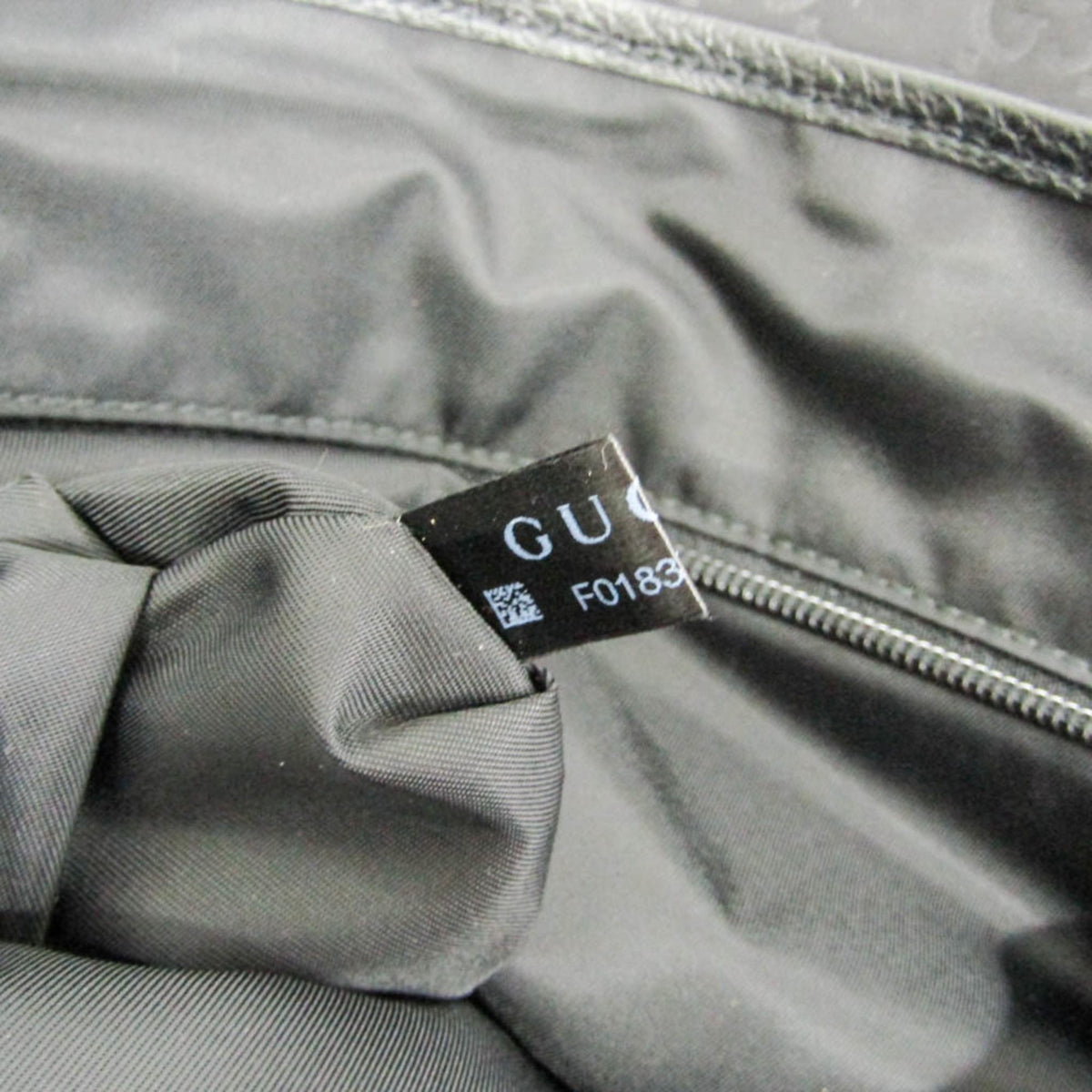 Gucci GG Nylon · Messenger Bag