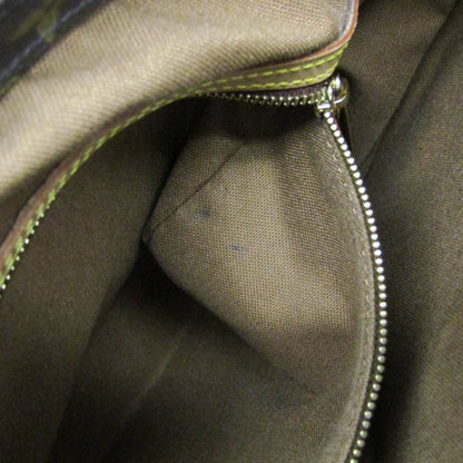Louis Vuitton Kabamezo · Monogram