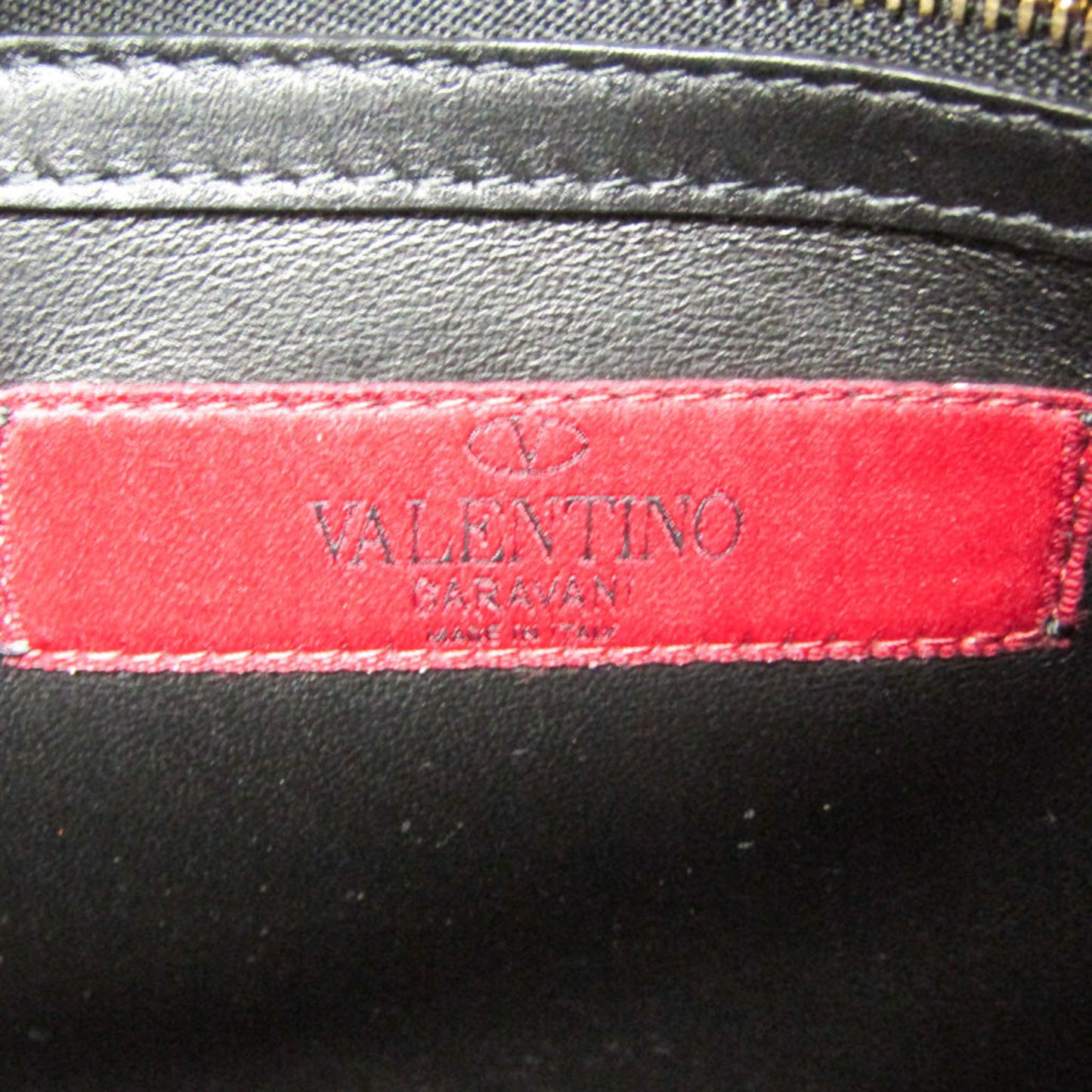Valentino Garavani Lockstuds · Leather