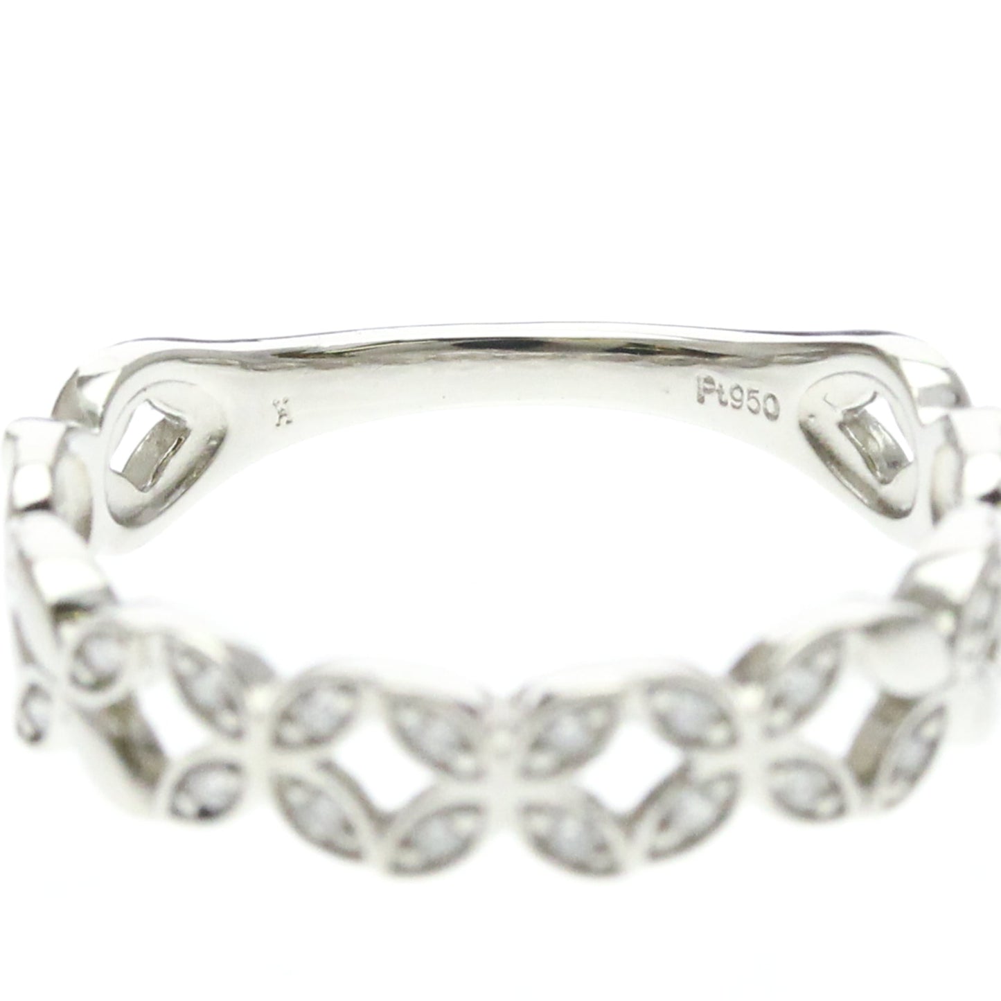Vendome Aoyama Diamond Flower · Platinum