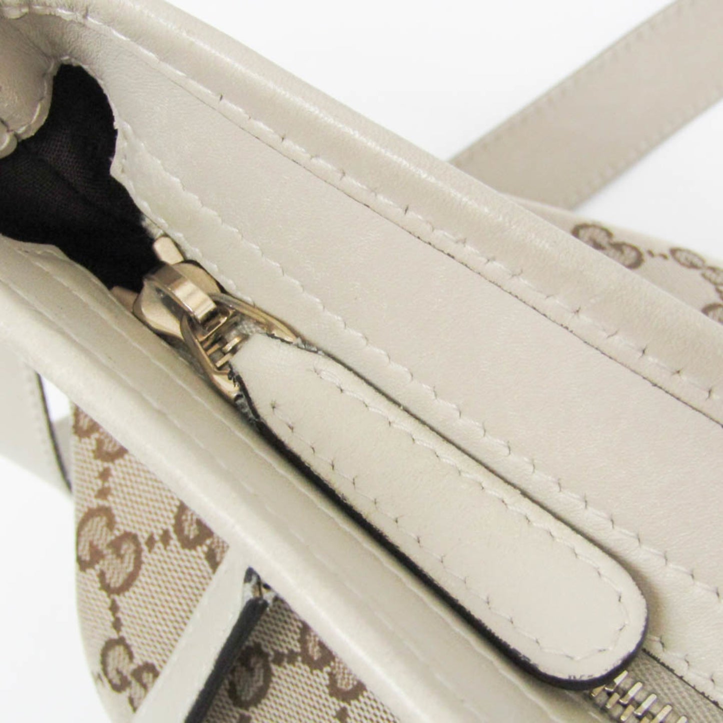 Gucci GG Canvas · Leather Shoulder Bag