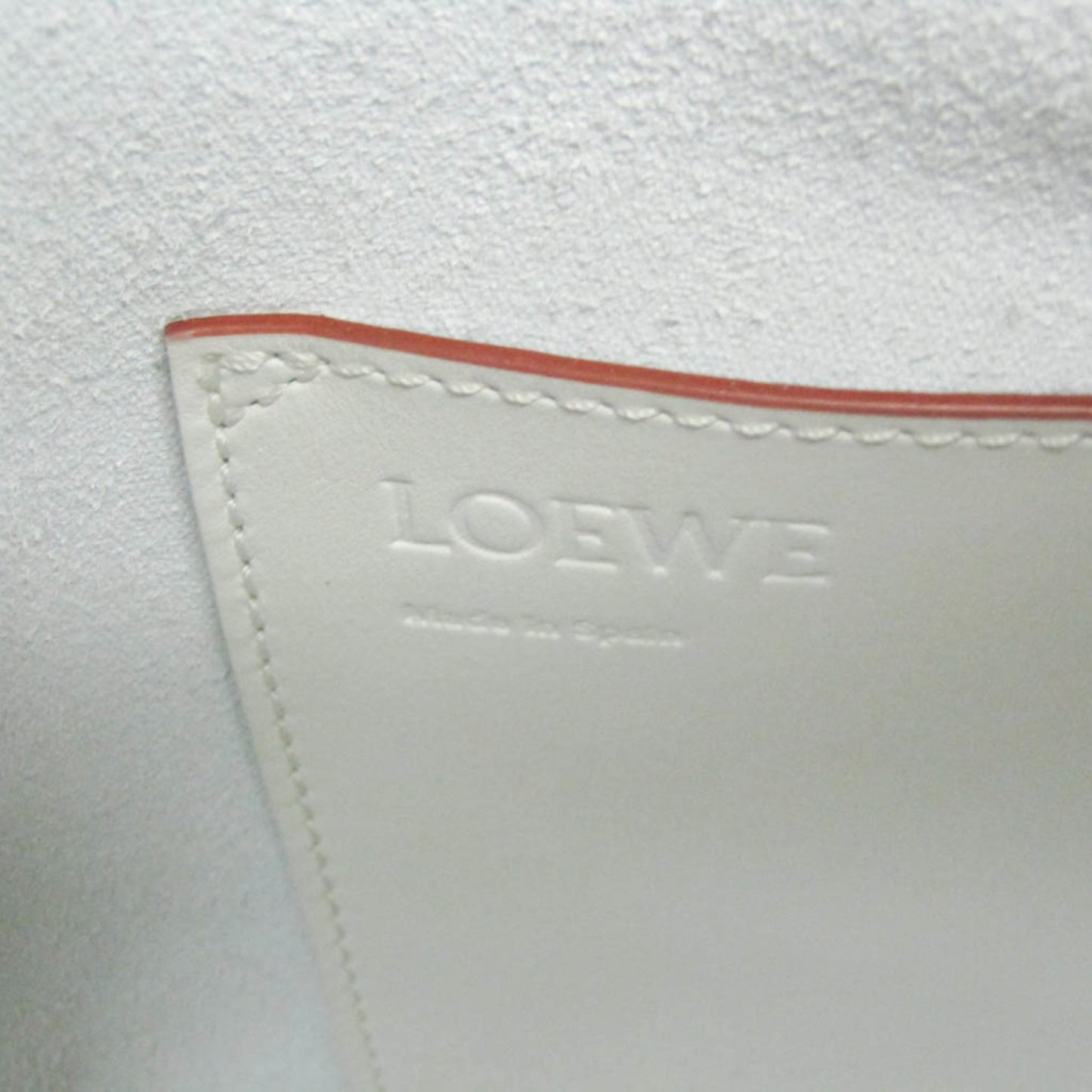 Loewe Balloon Medium · Leather