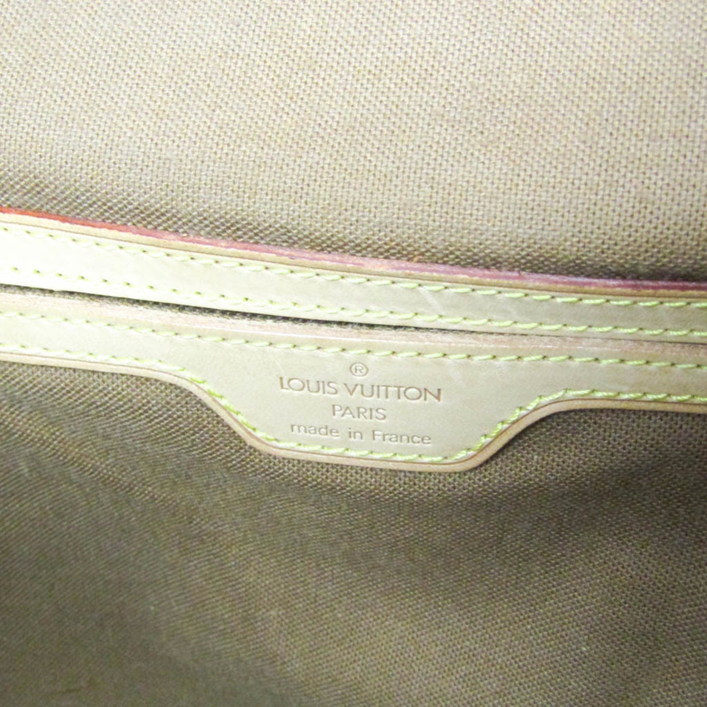 Louis Vuitton Montsouris GM · Monogram