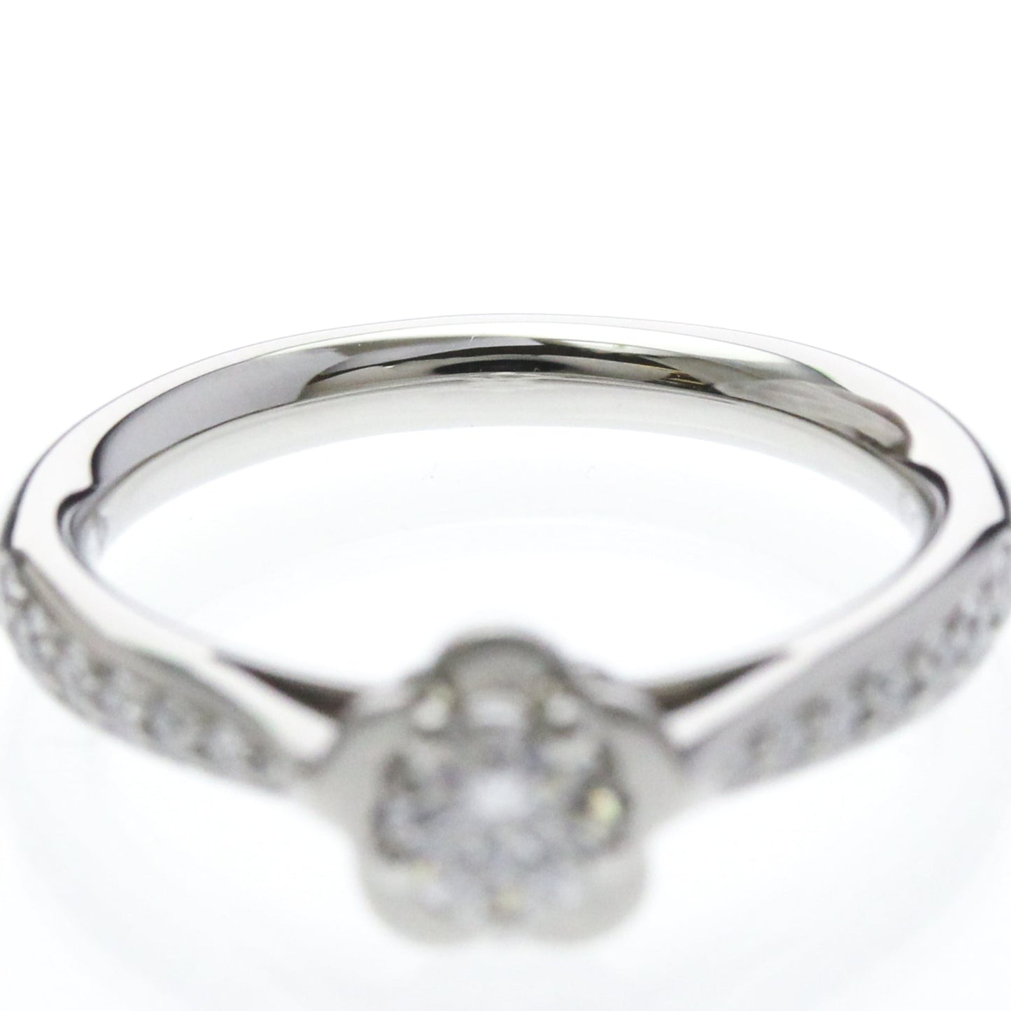 Chanel Camellia · Platinum · Diamond