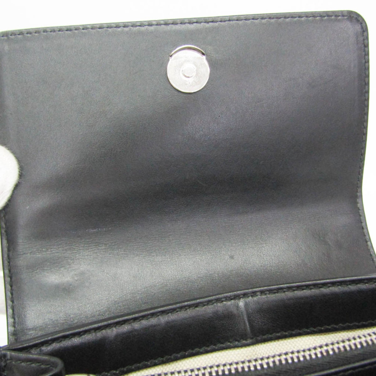 Gucci GG Embossed Crossbody · Leather
