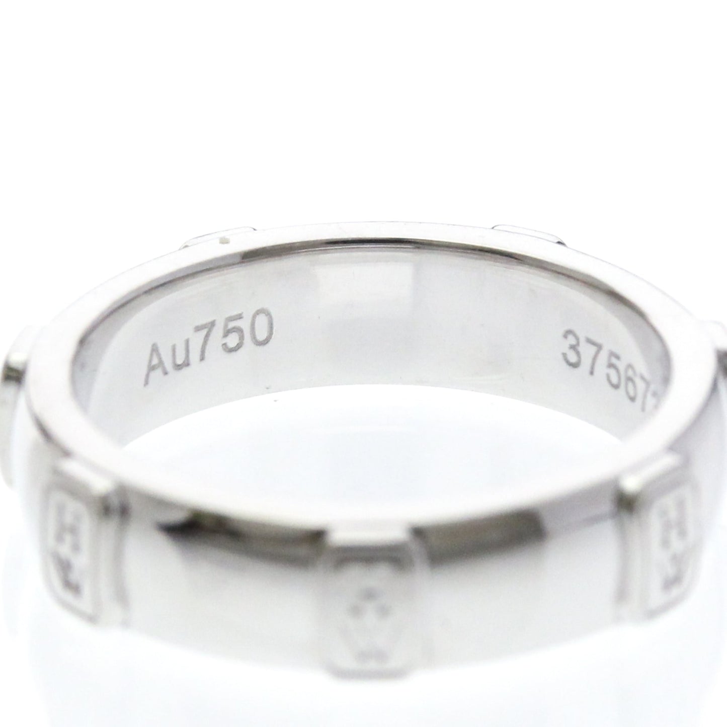 Harry Winston HW Logo · 18K White Gold