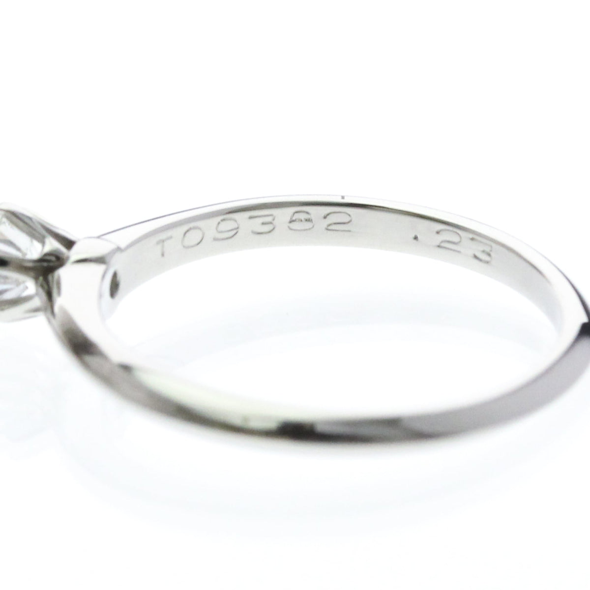 Tiffany Solitaire · Platinum · Diamond 0.23ct · Size 5.8 (EU 52)