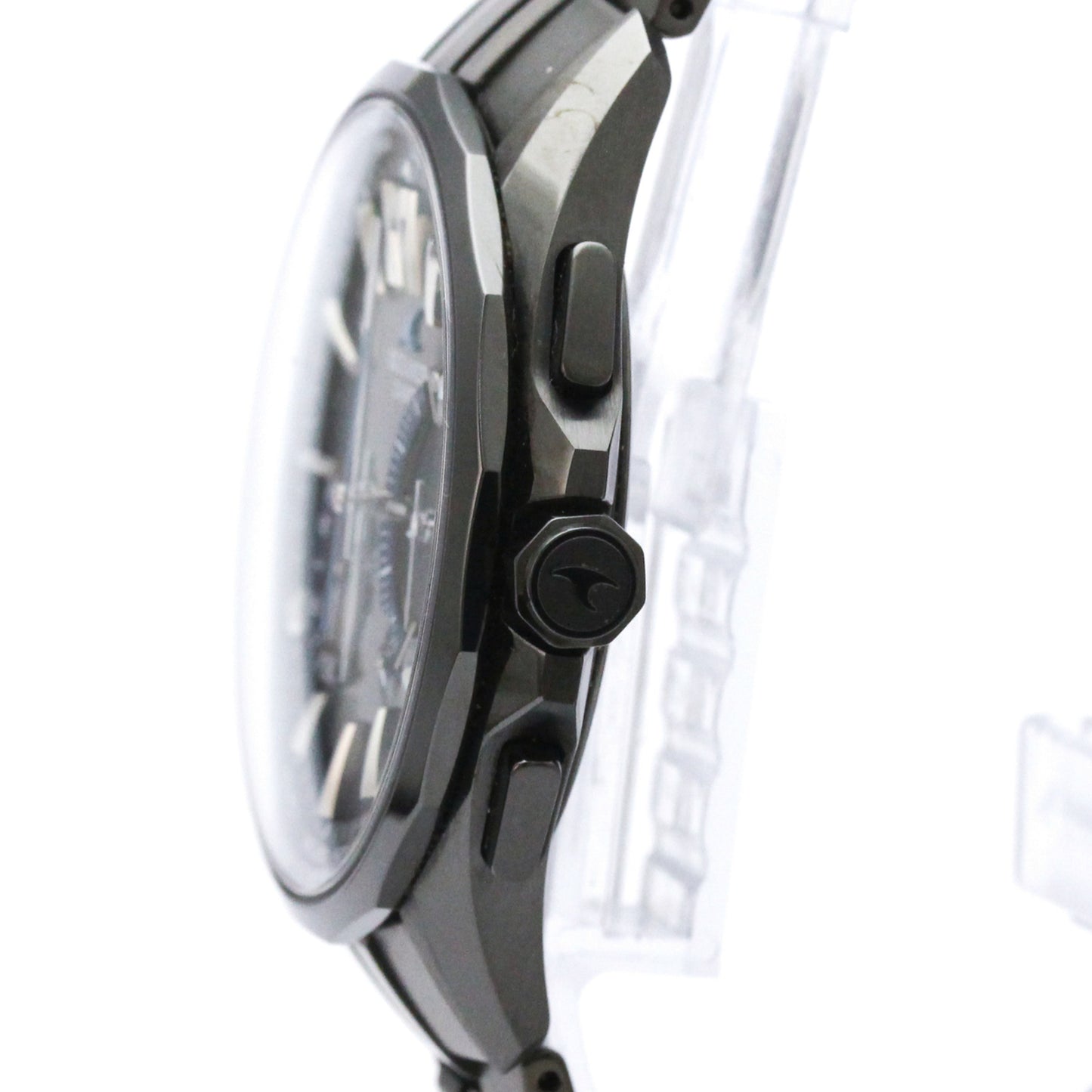 Casio Oceanus Manta · Titanium · Solar