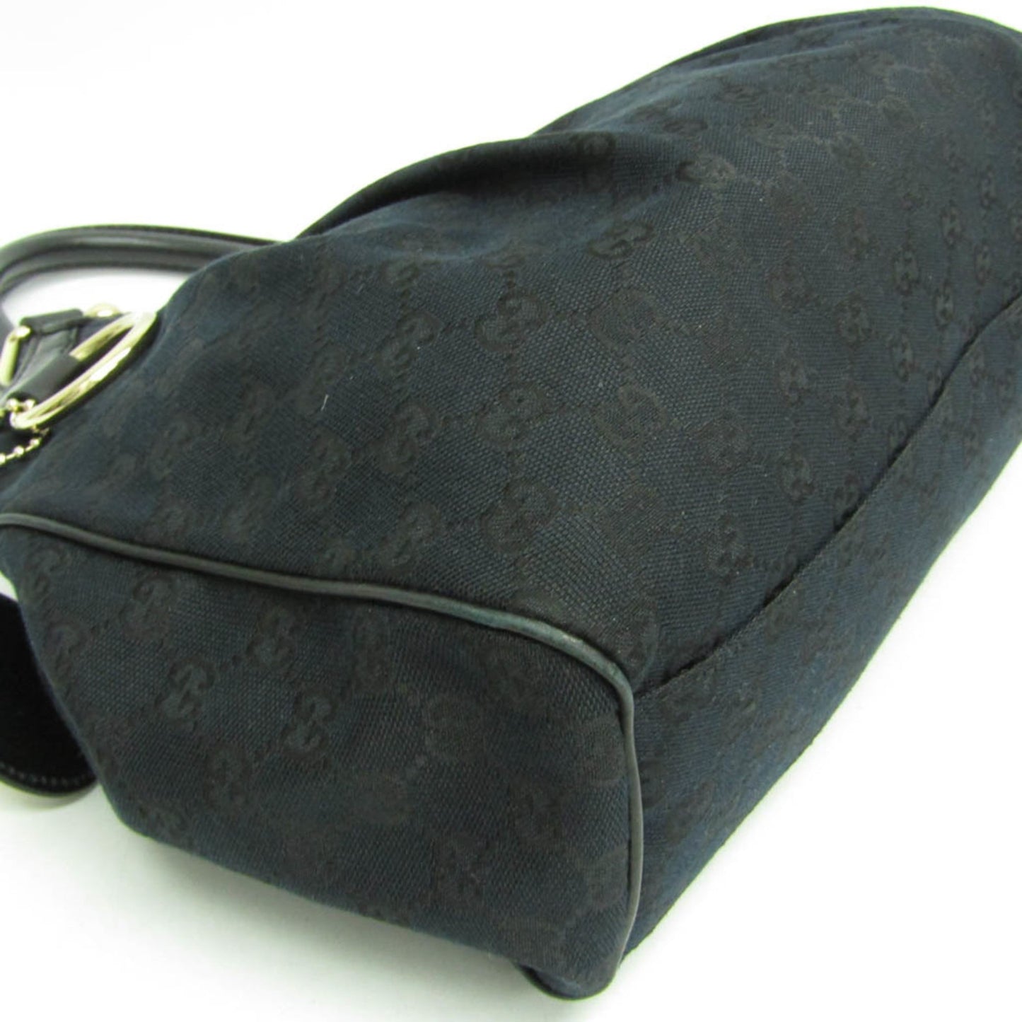 Gucci Sukey · GG Canvas · Leather
