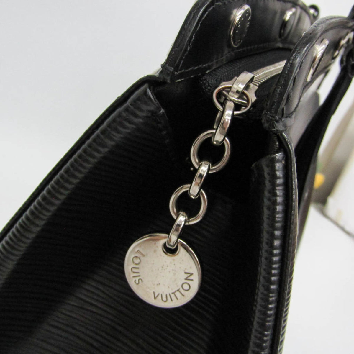 Louis Vuitton Blair MM · Epi
