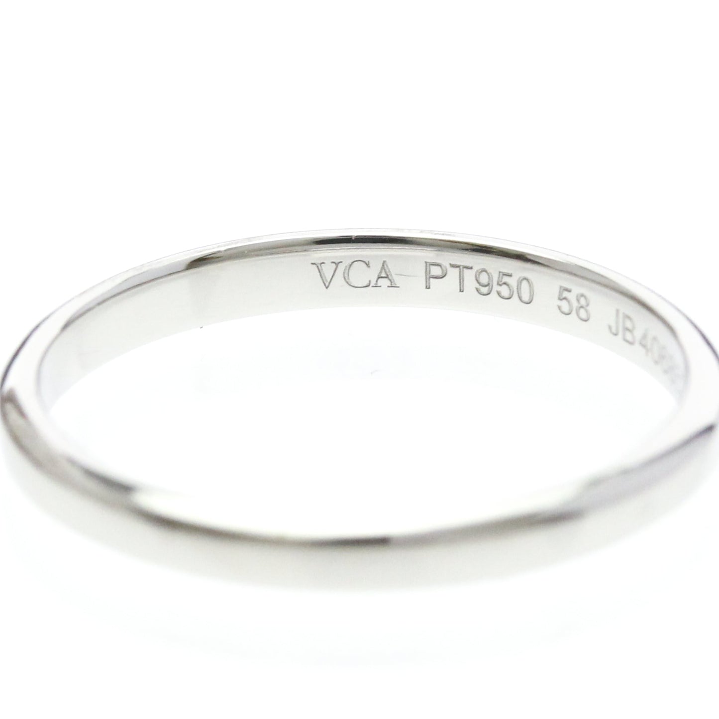 Van Cleef & Arpels Tendremont · Platinum