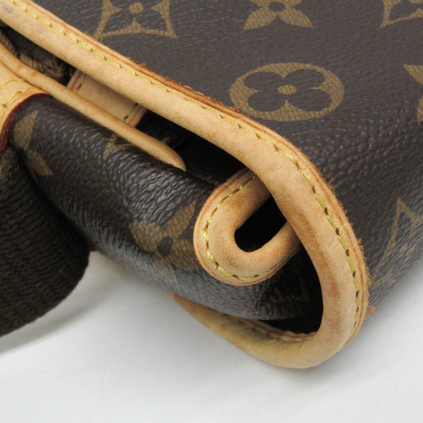 Louis Vuitton Congo PM · Monogram