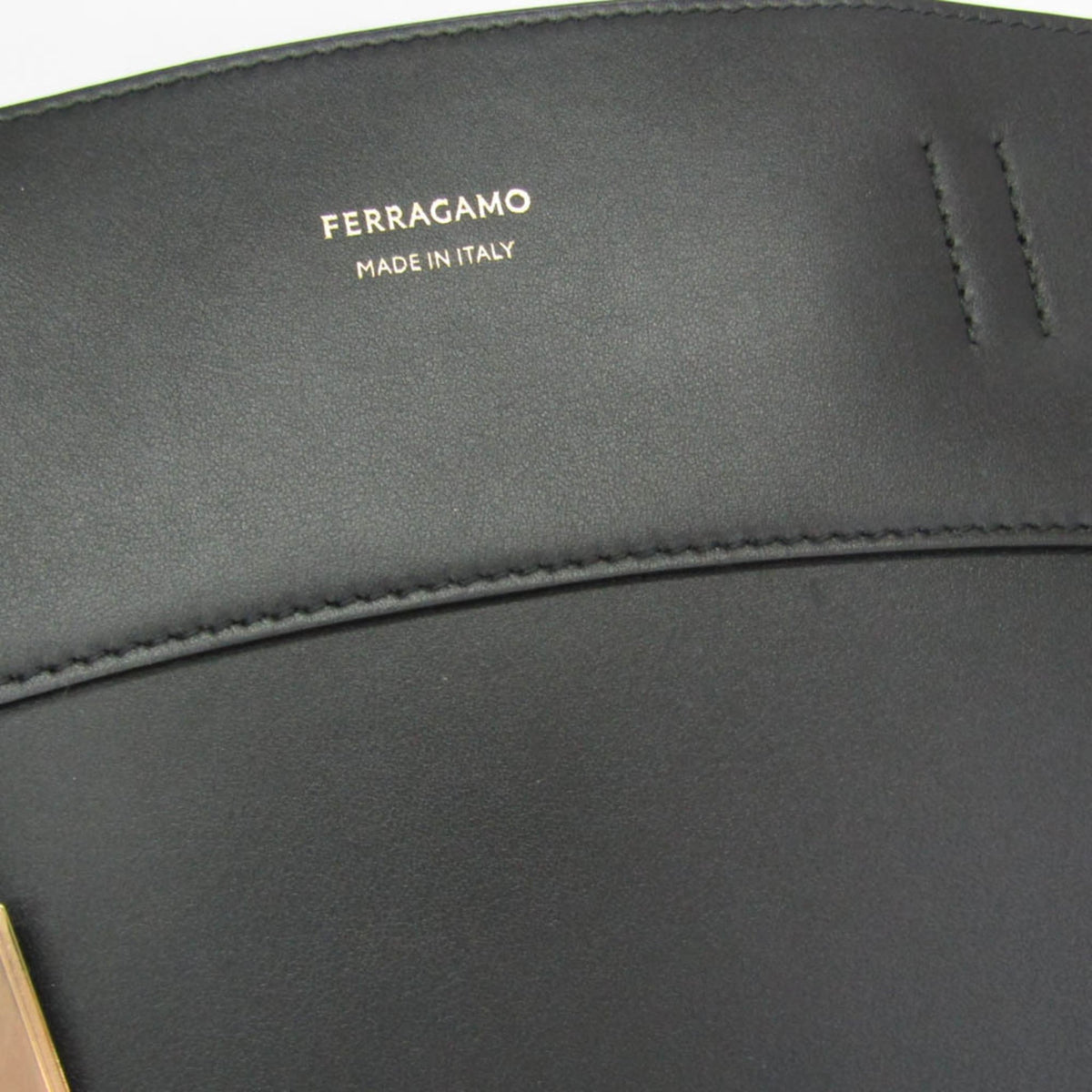 Salvatore Ferragamo Charming Tote · Leather