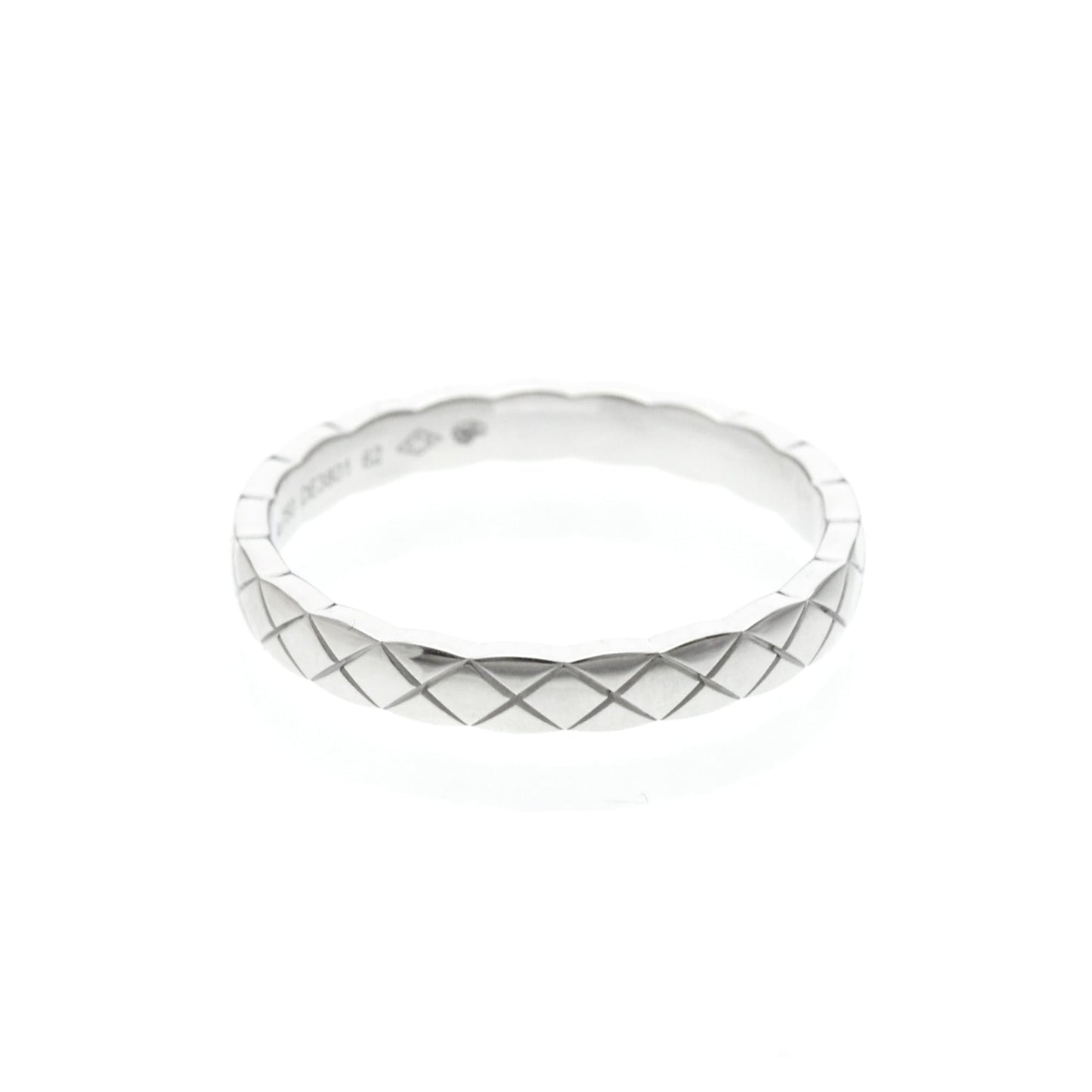 Chanel Coco Crush · 18K White Gold